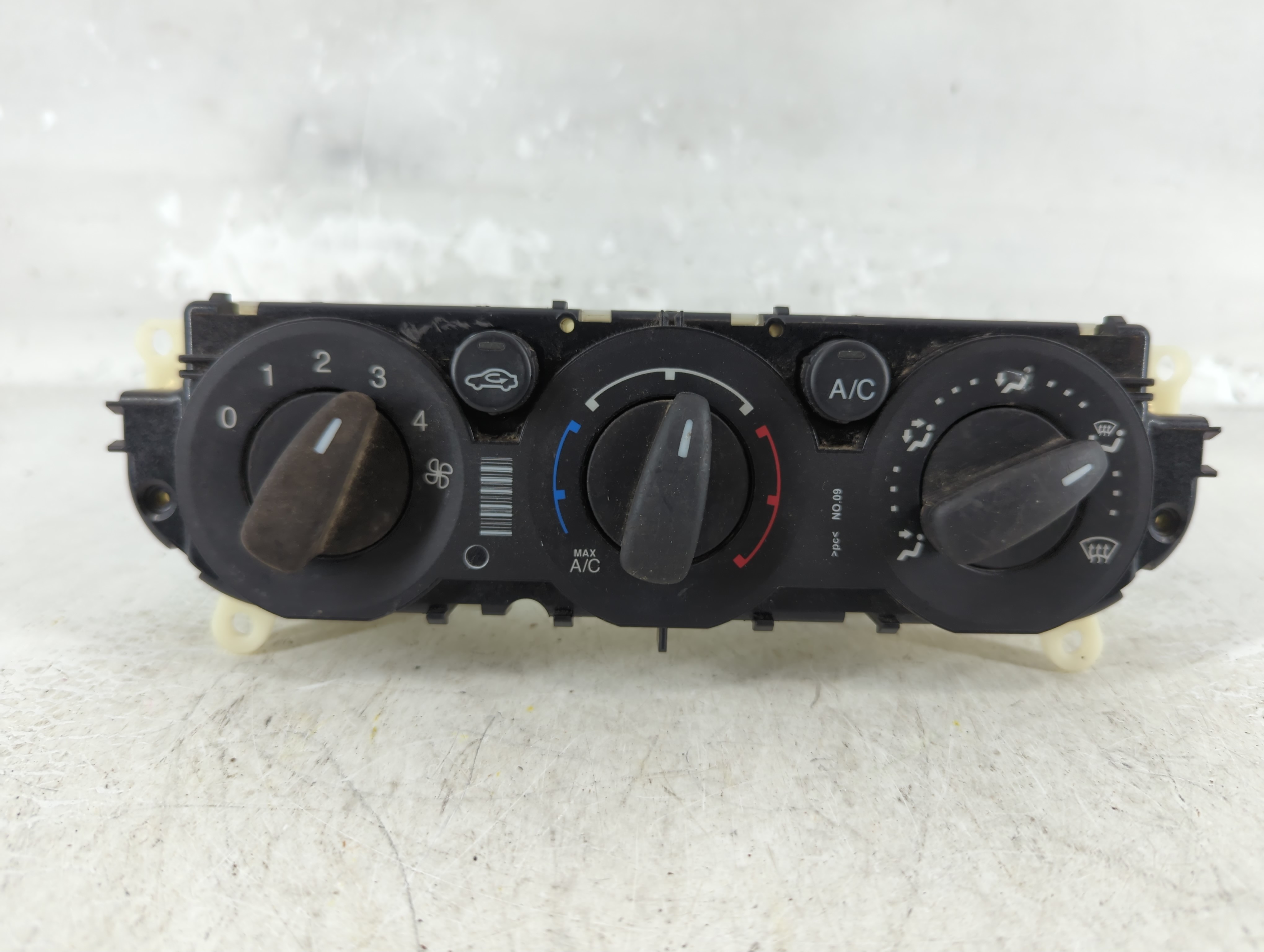 2013-2014 Ford Focus Ac Heater Climate Control Cm5t-19980-ae 911182 - Oemusedautoparts1.com