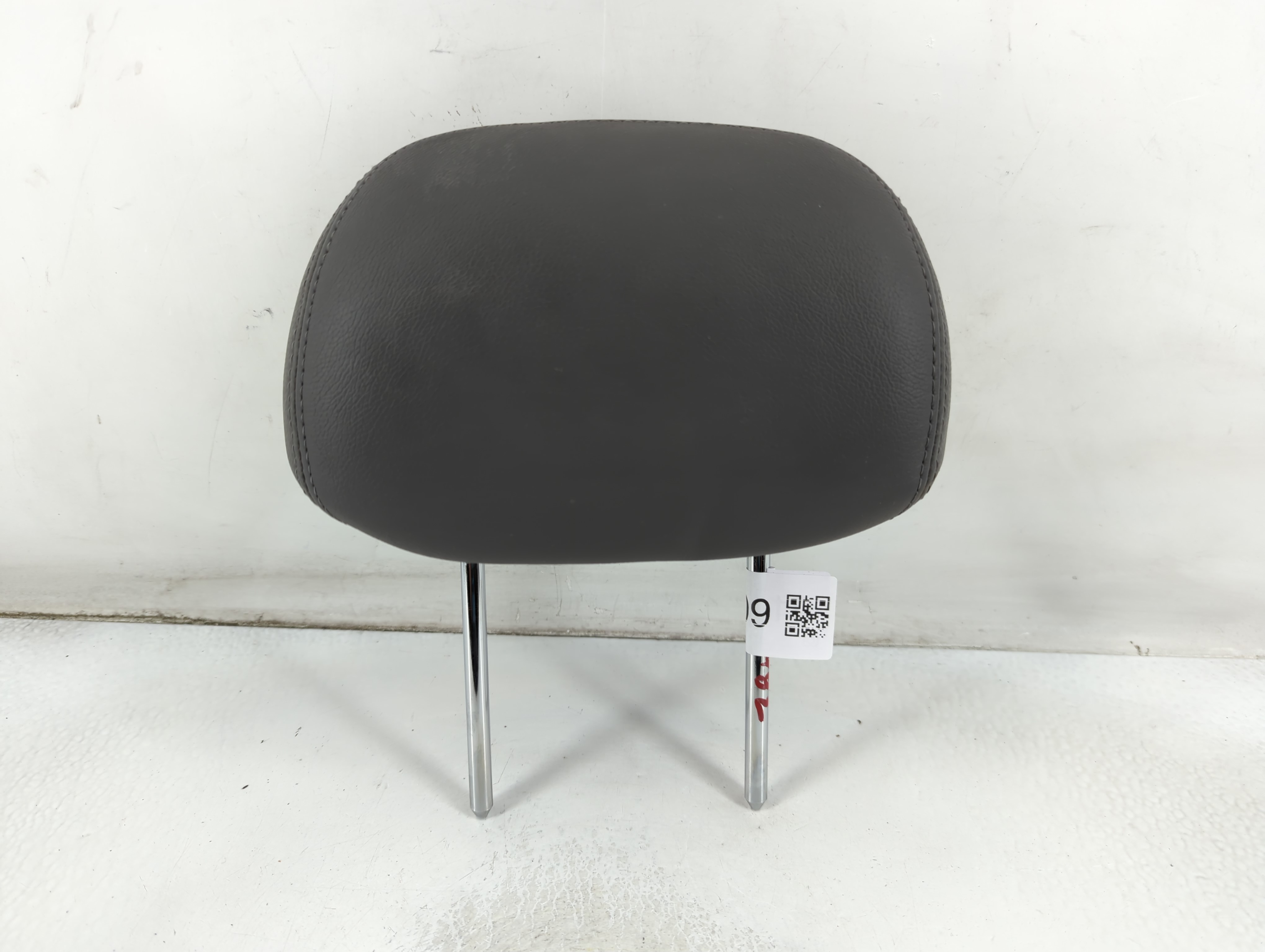 2015-2017 Hyundai Sonata Headrest Head Rest Front Driver Passenger Seat 911409 - Oemusedautoparts1.com