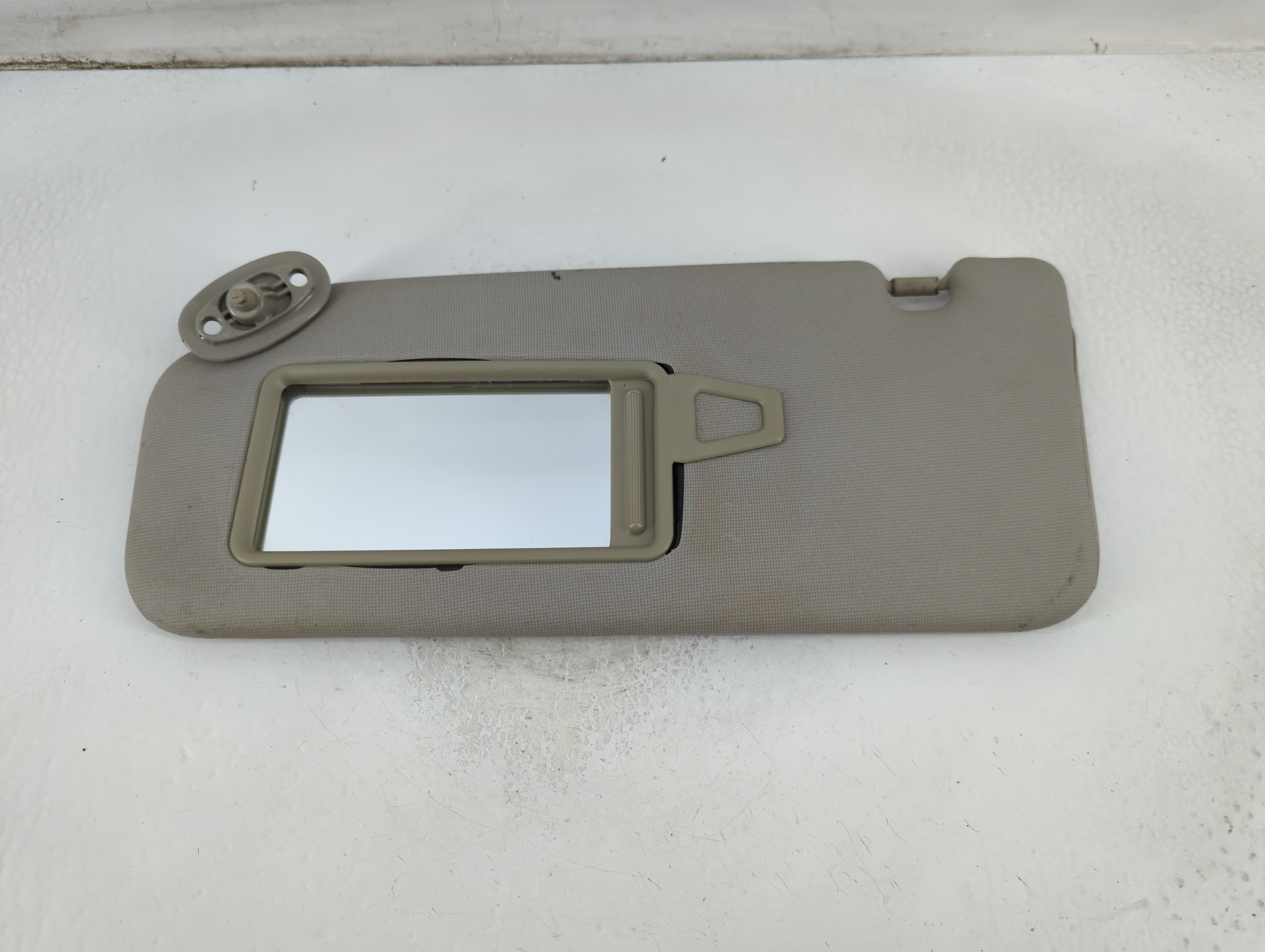 Kia Forte Driver Sun Visor Mirror Left Sunvisor Grey 911462 - Oemusedautoparts1.com