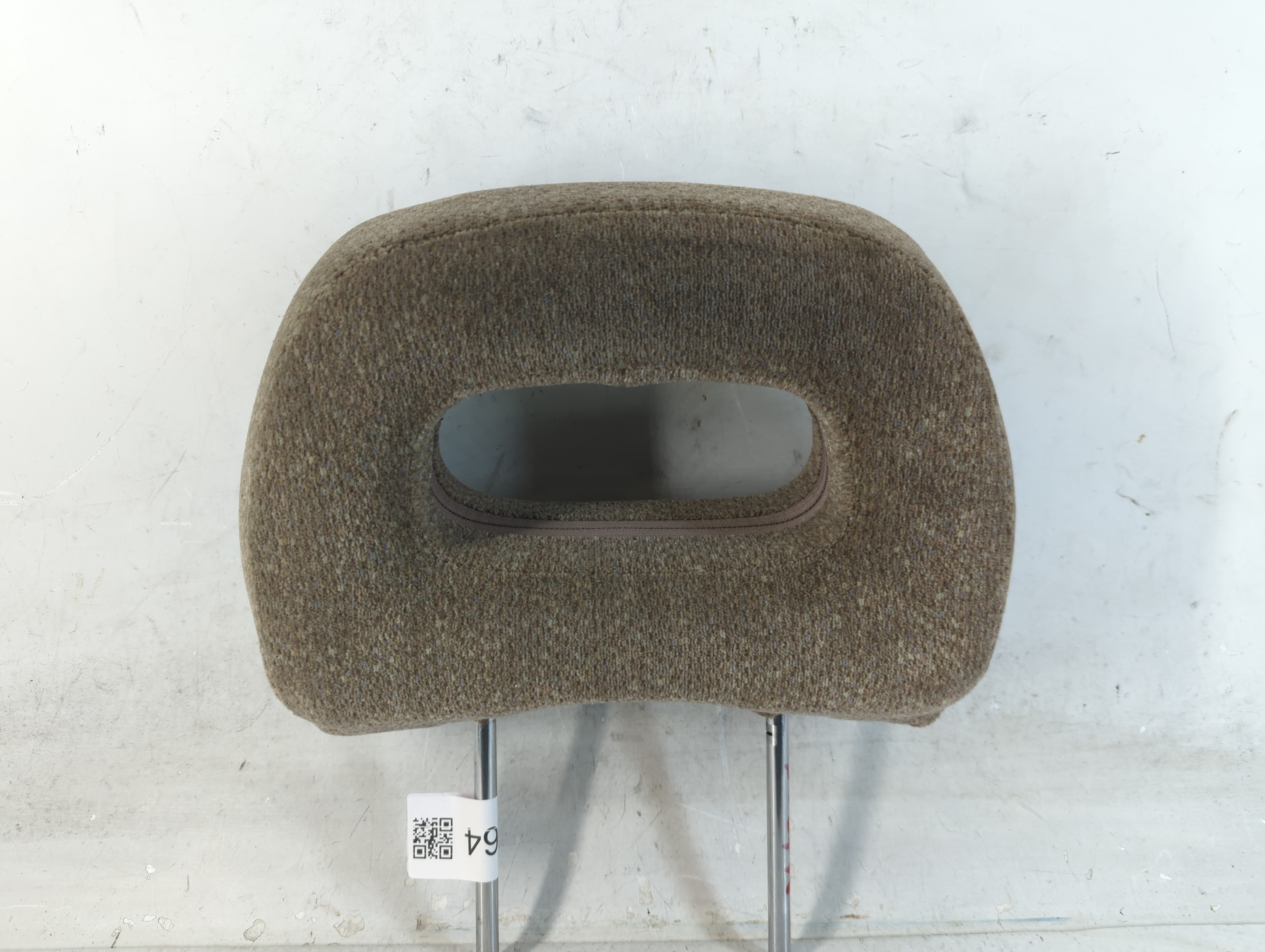 Picture of 1995 Mitsubishi Montero Headrest Head Rest Front Driver Passenger Seat 911464
