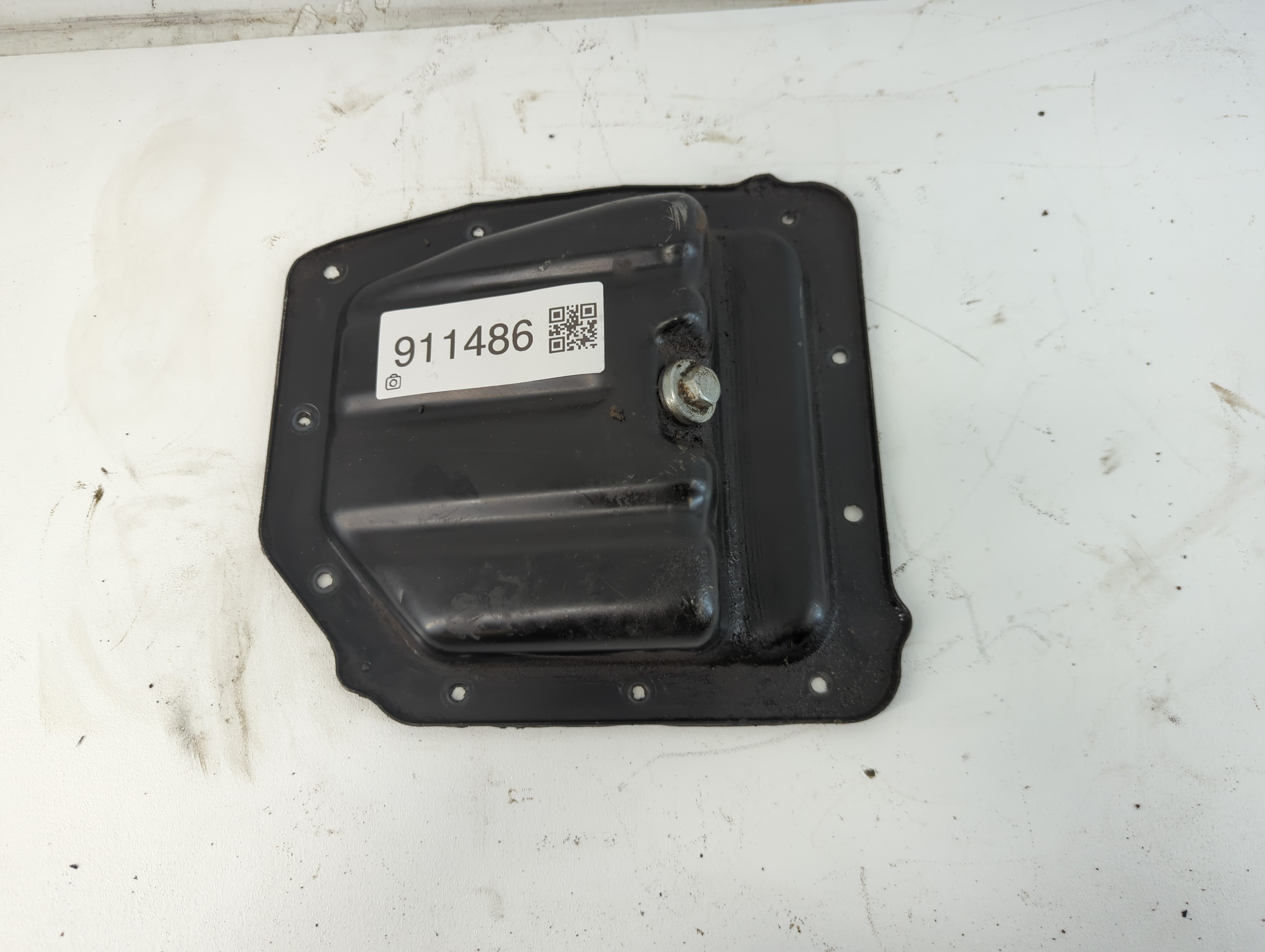 Picture of 2004-2008 Suzuki Forenza Engine Oil Pan 911486