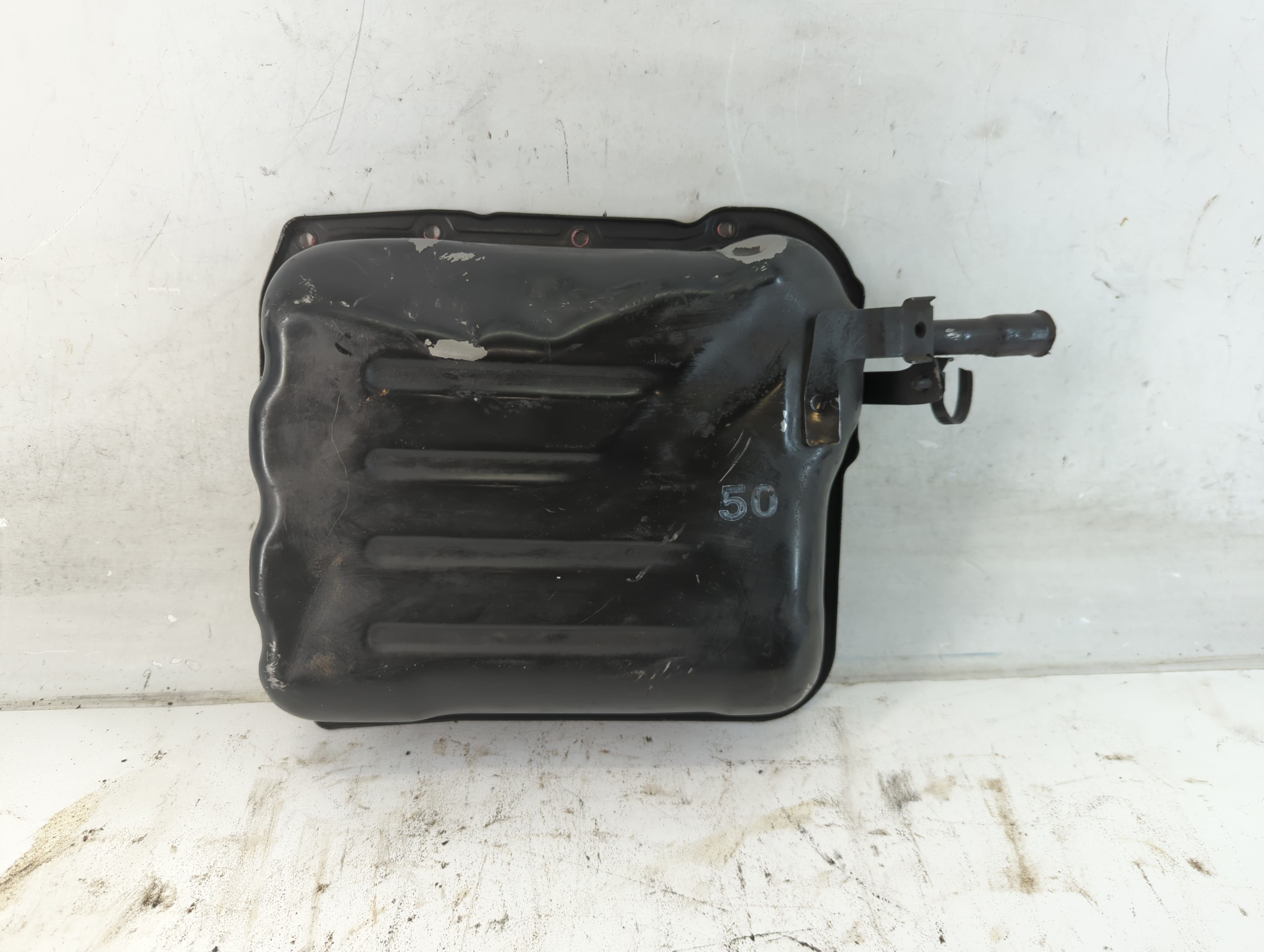 1999-2006 Volkswagen Jetta Engine Oil Pan 911556 - Oemusedautoparts1.com