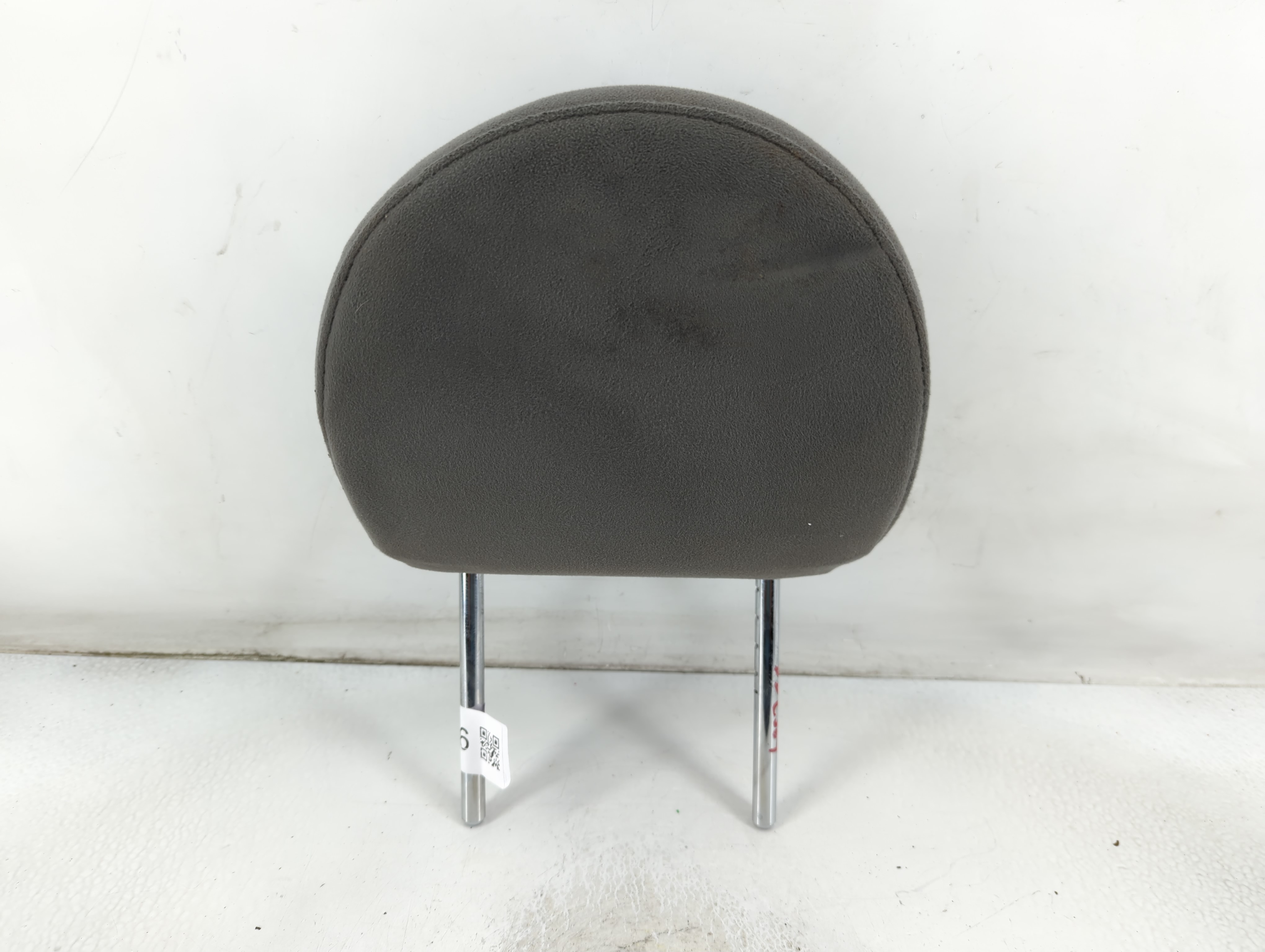 Picture of 2011-2012 Nissan Sentra Headrest Head Rest Front Driver Passenger Seat 911566
