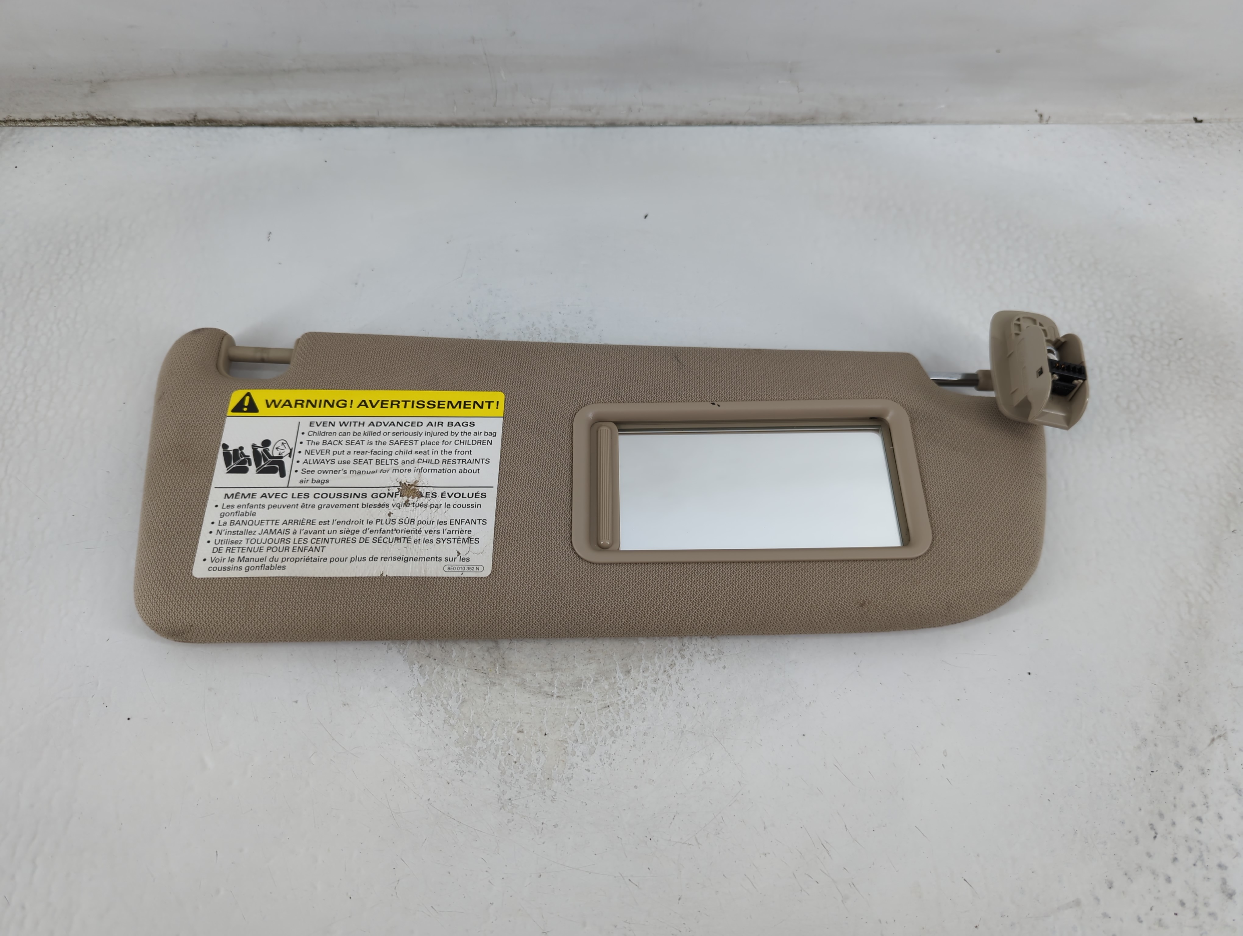 2005-2018 Audi A6 Passenger Sun Visor Mirror Right Sunvisor Brown 911573 - Oemusedautoparts1.com