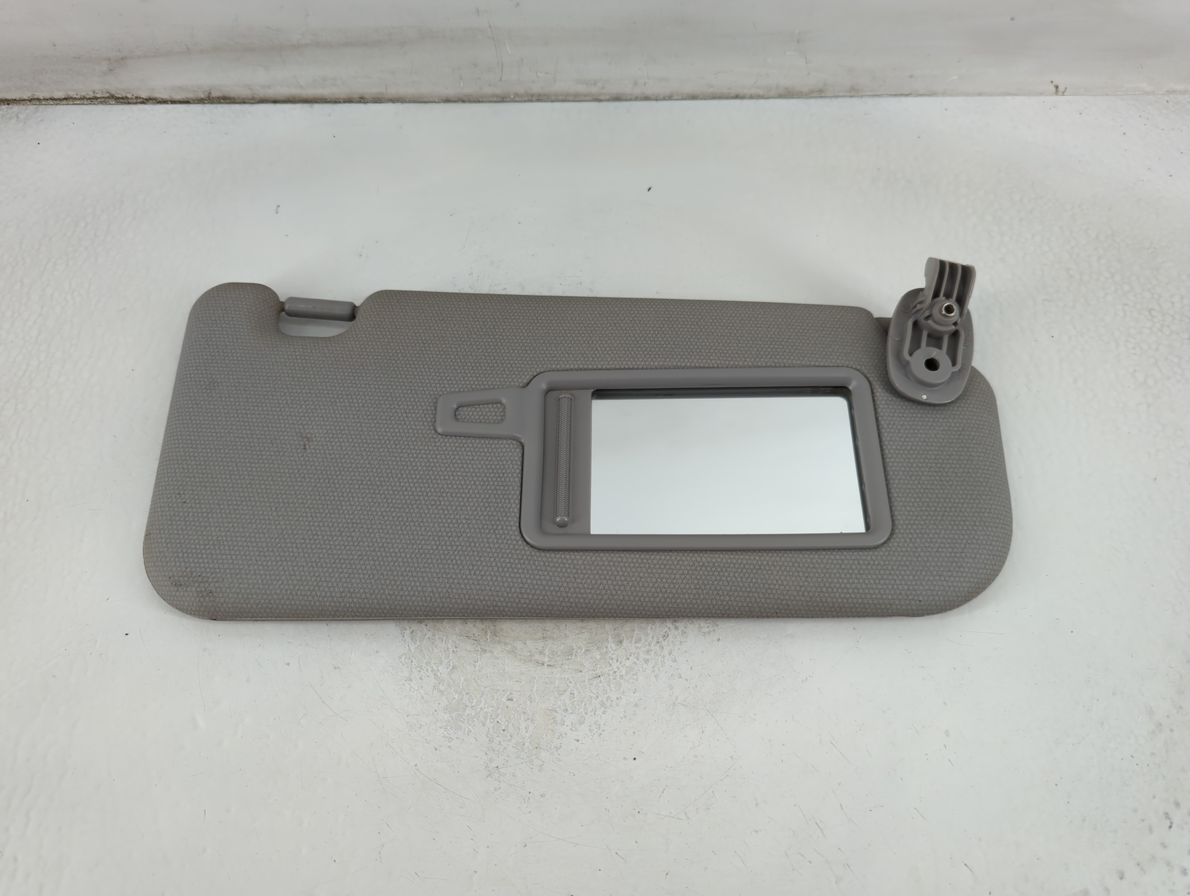 2012-2017 Kia Rio Passenger Sun Visor Mirror Right Sunvisor Grey 911578 - Oemusedautoparts1.com