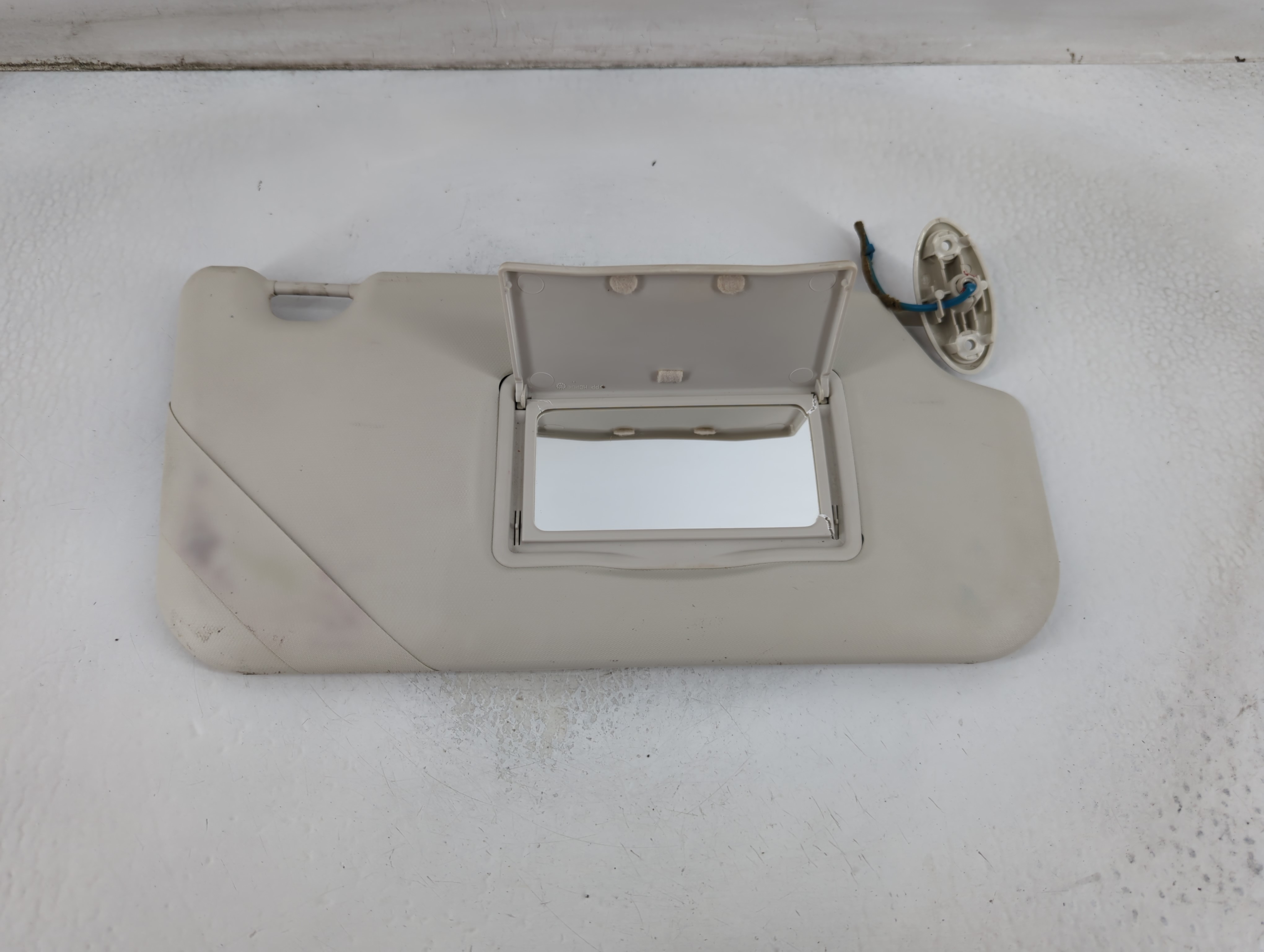 2012-2013 Ford Focus Passenger Sun Visor Mirror Right Sunvisor 911579 - Oemusedautoparts1.com