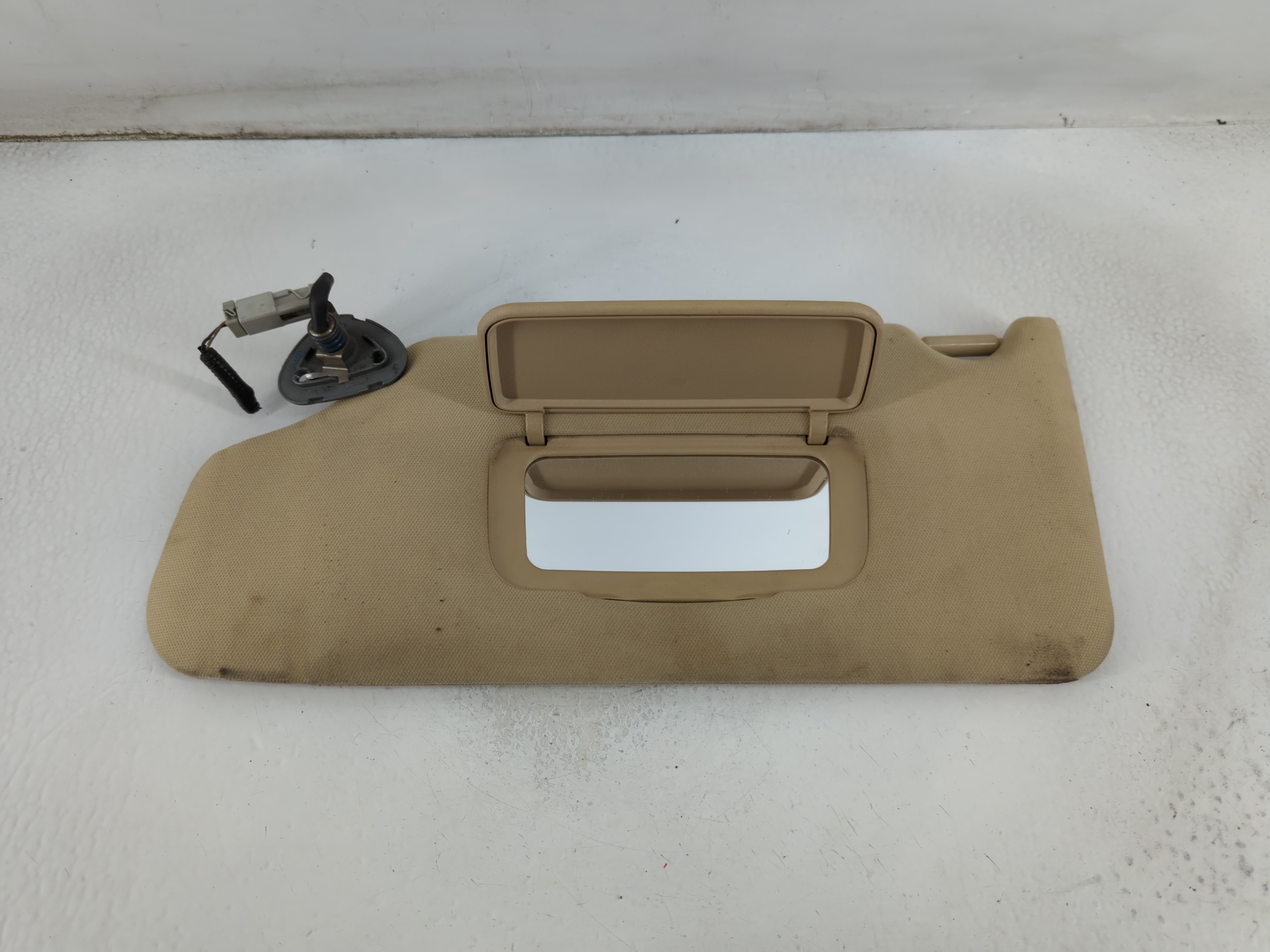 2004-2008 Acura Tl Driver Sun Visor Mirror Left Sunvisor Cream 911580 - Oemusedautoparts1.com