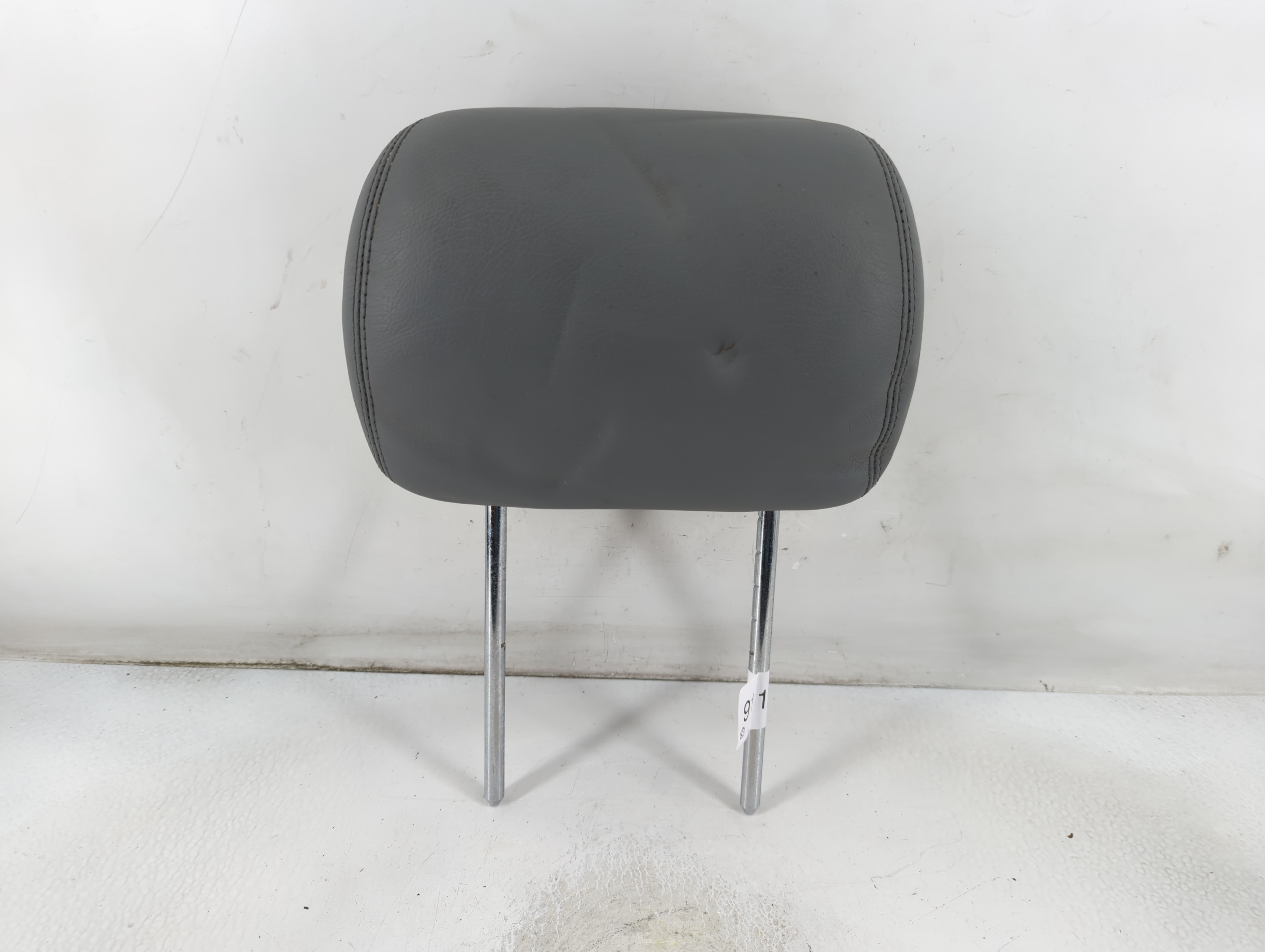 2003 Mercedes-benz Ml350 Headrest Head Rest Front Driver Passenger Seat 911584 - Oemusedautoparts1.com