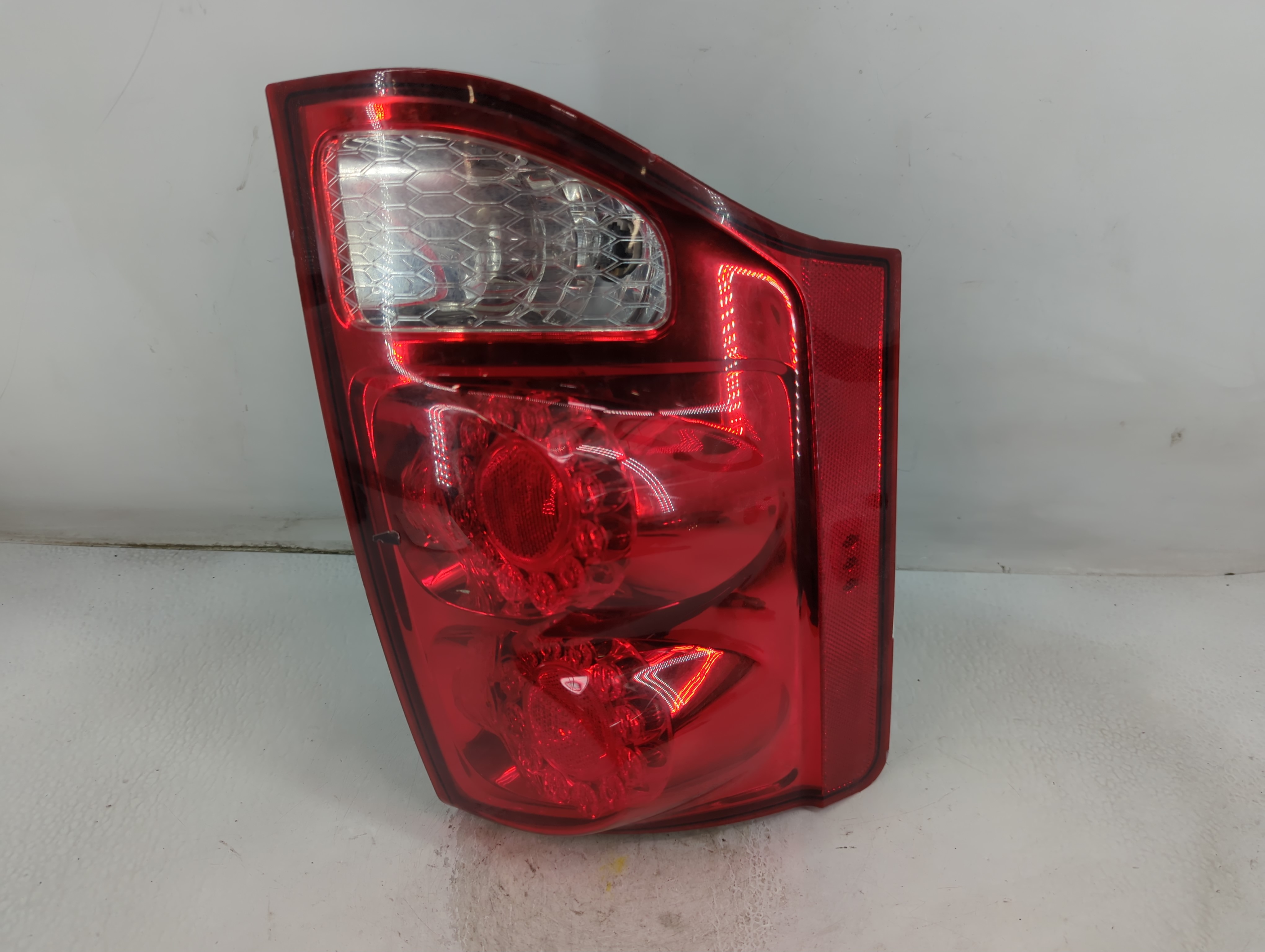 Picture of 2011-2020 Dodge Grand Caravan Driver Left Side Tail Light Taillight Oem 911611