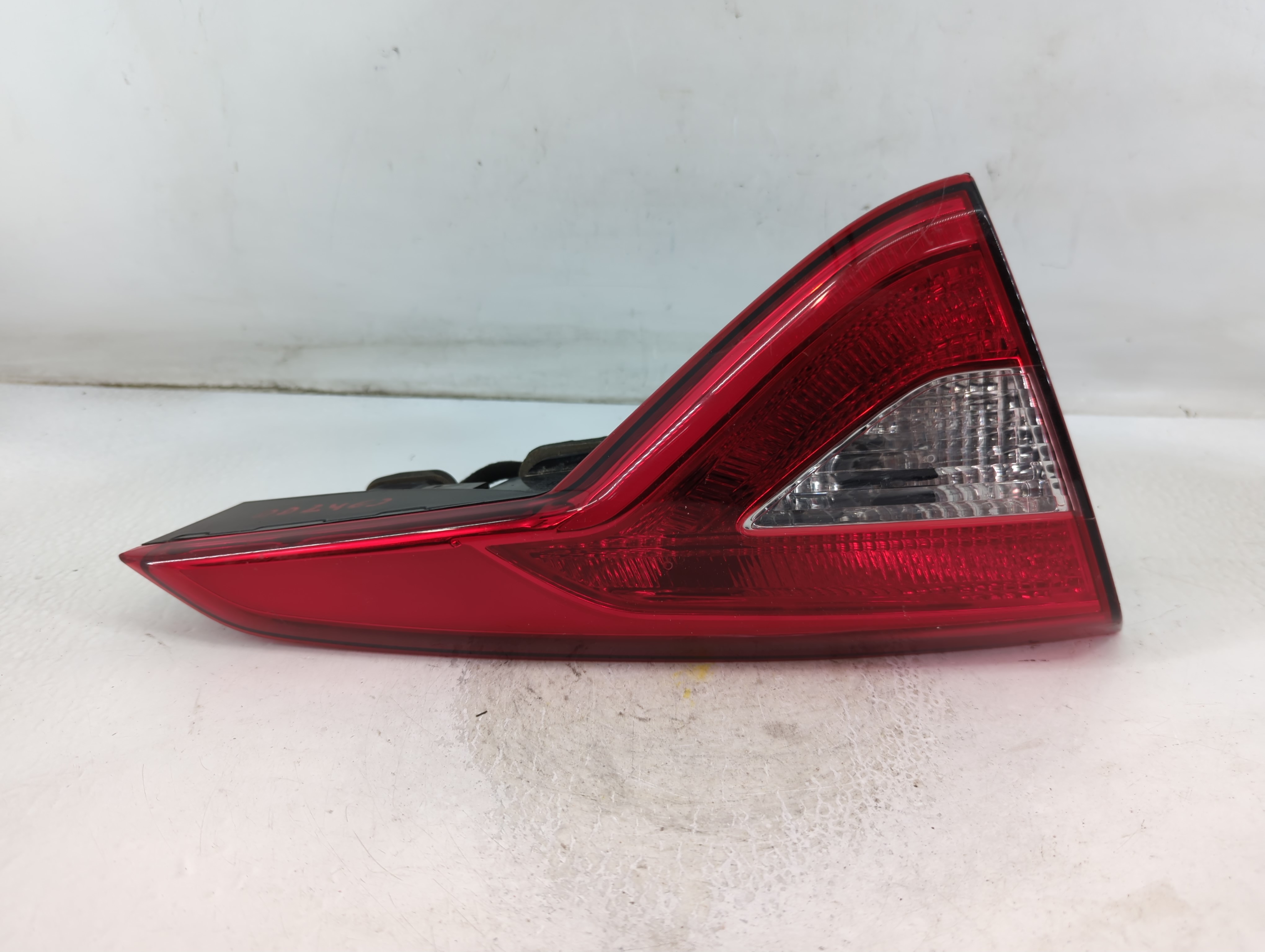2016-2017 Hyundai Sonata Driver Left Side Tail Light Taillight Oem 911613 - Oemusedautoparts1.com