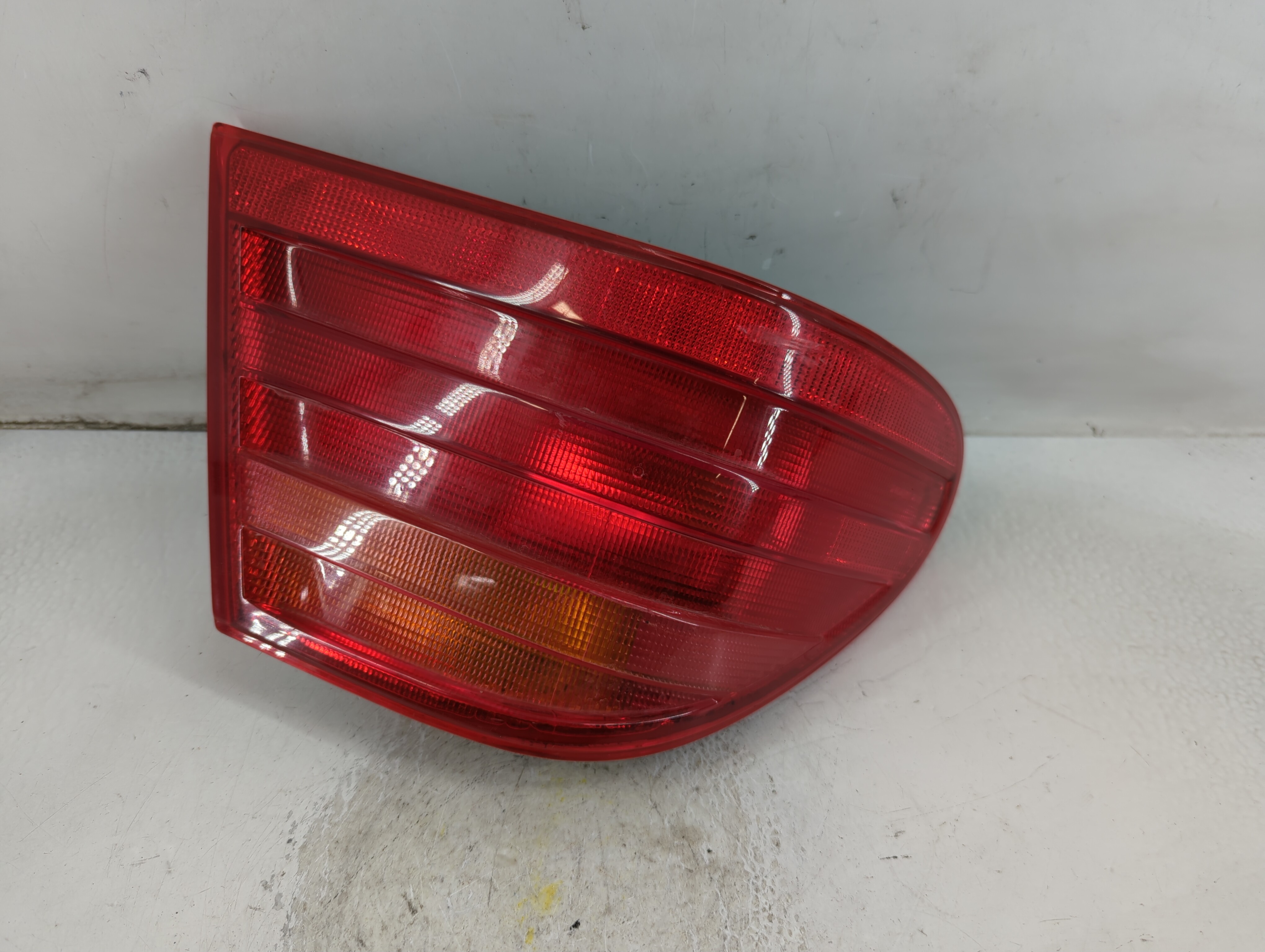 1996 Mercedes-benz E320 Passenger Right Side Tail Light Taillight Oem 911634 - Oemusedautoparts1.com