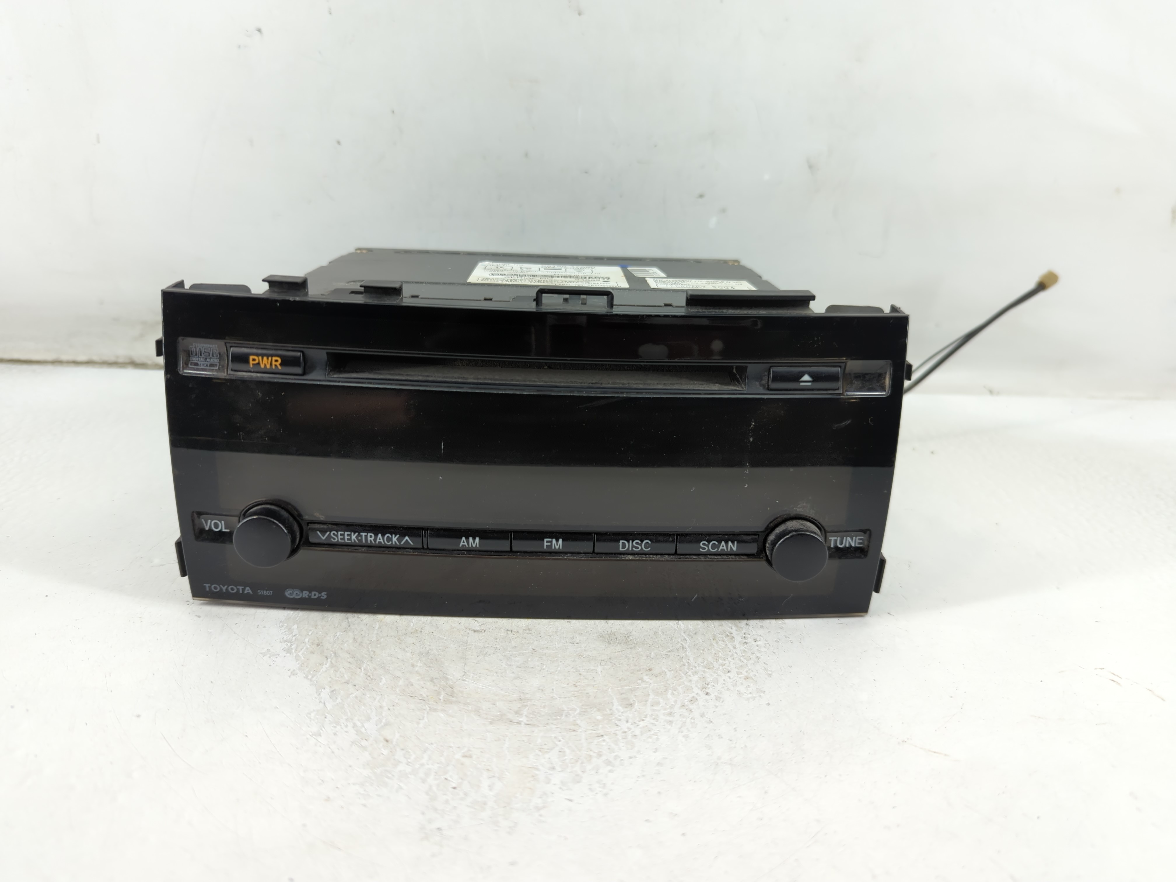 2004-2006 Toyota Prius Am Fm Cd Player Radio Receiver 911664 - Oemusedautoparts1.com