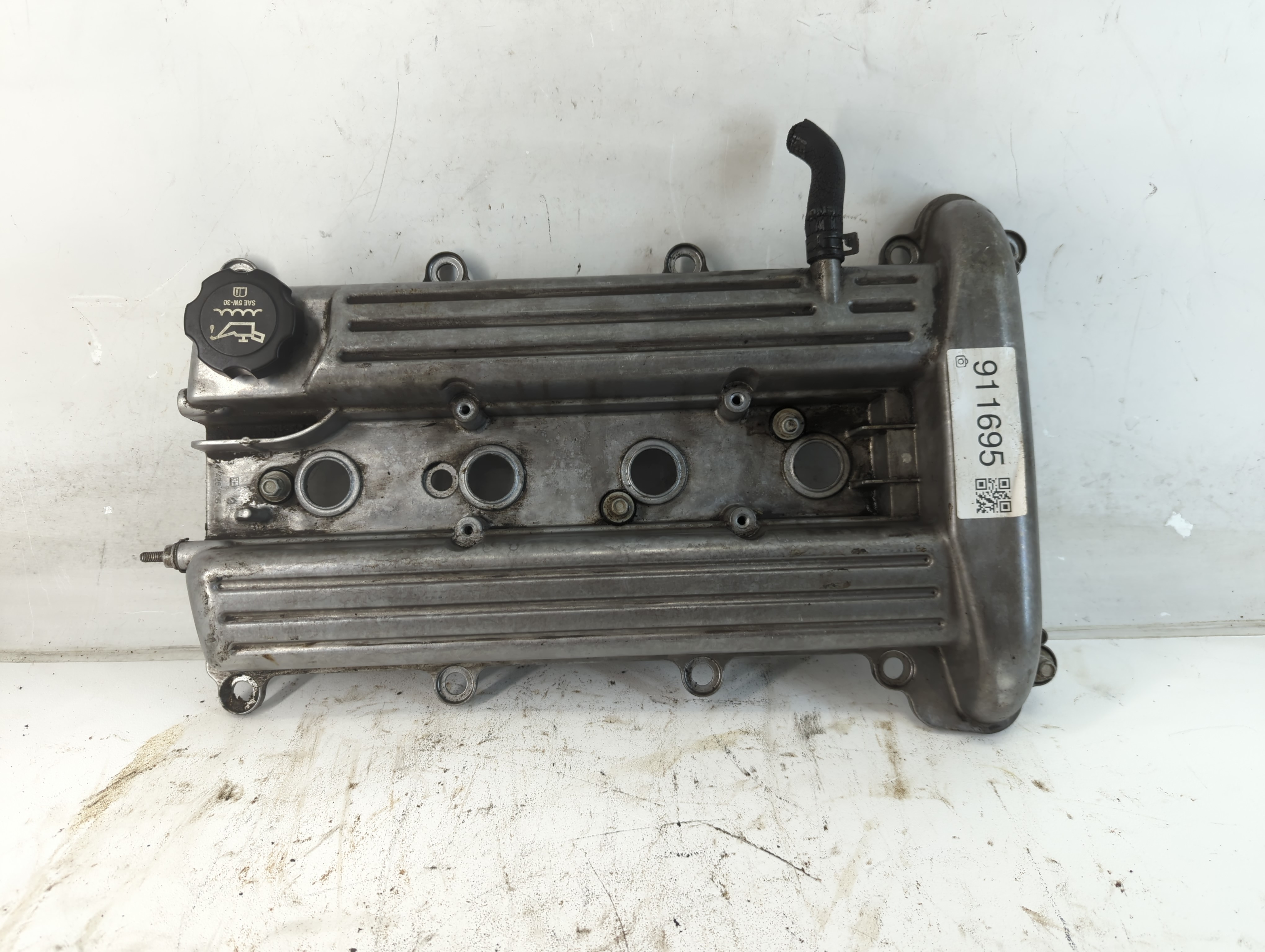 2002 Oldsmobile Alero Passenger Right Cylinder Head Valve Cover 911695 - Oemusedautoparts1.com