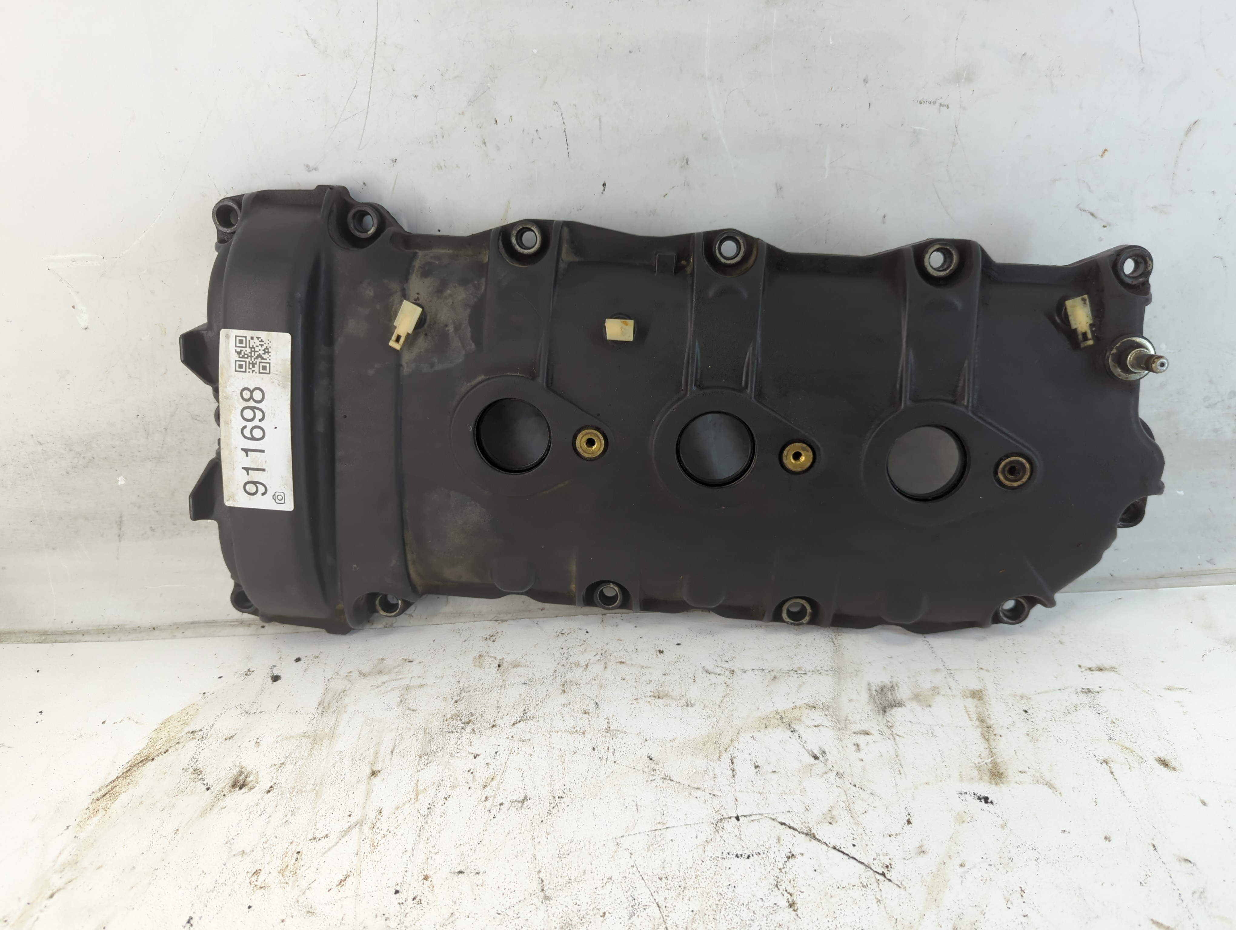 2008 Saturn L100 Passenger Right Cylinder Head Valve Cover 911698 - Oemusedautoparts1.com