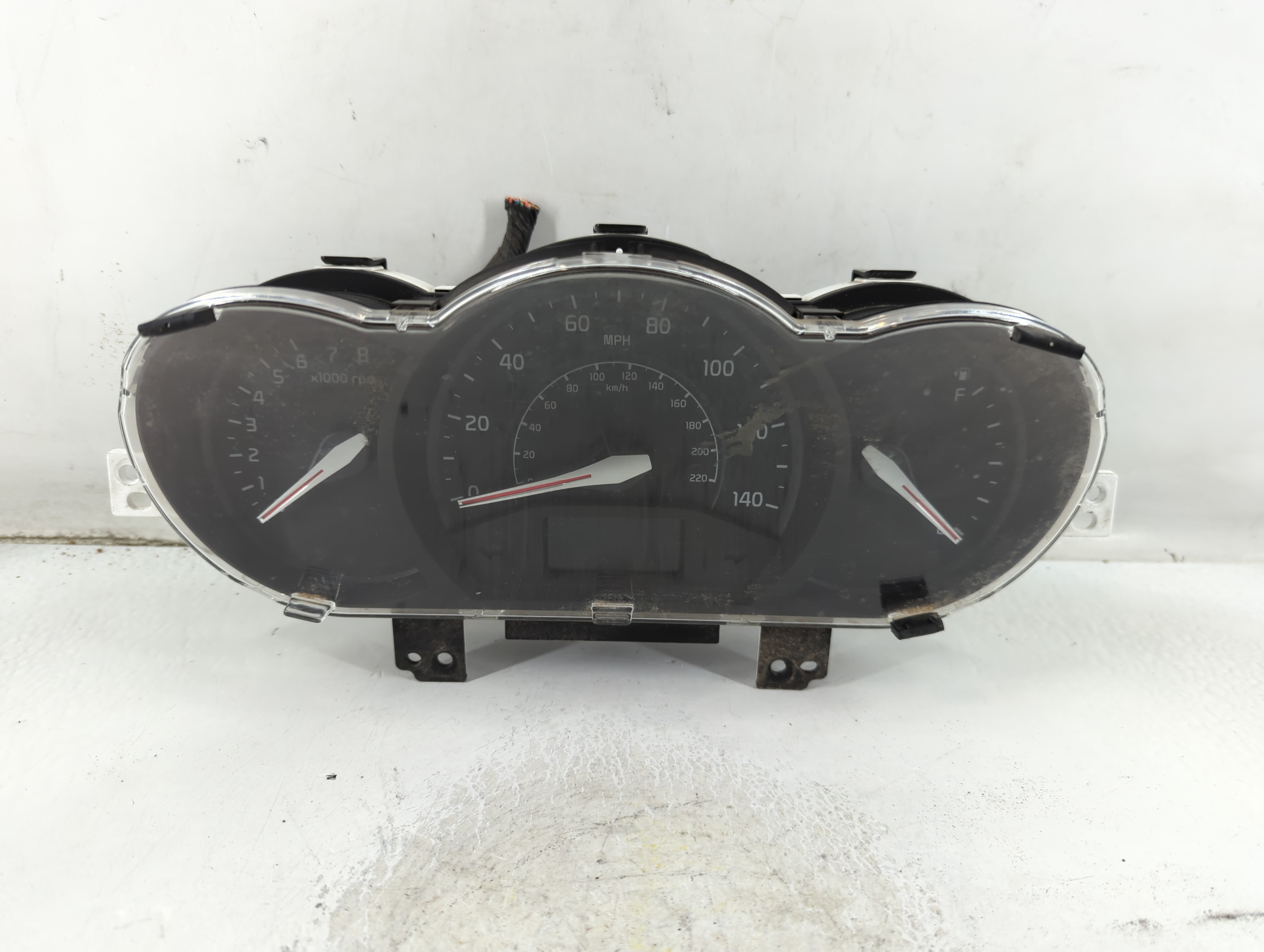 2012-2015 Kia Rio Speedometer Instrument Cluster Gauges 94022-1w018 911703 - Oemusedautoparts1.com