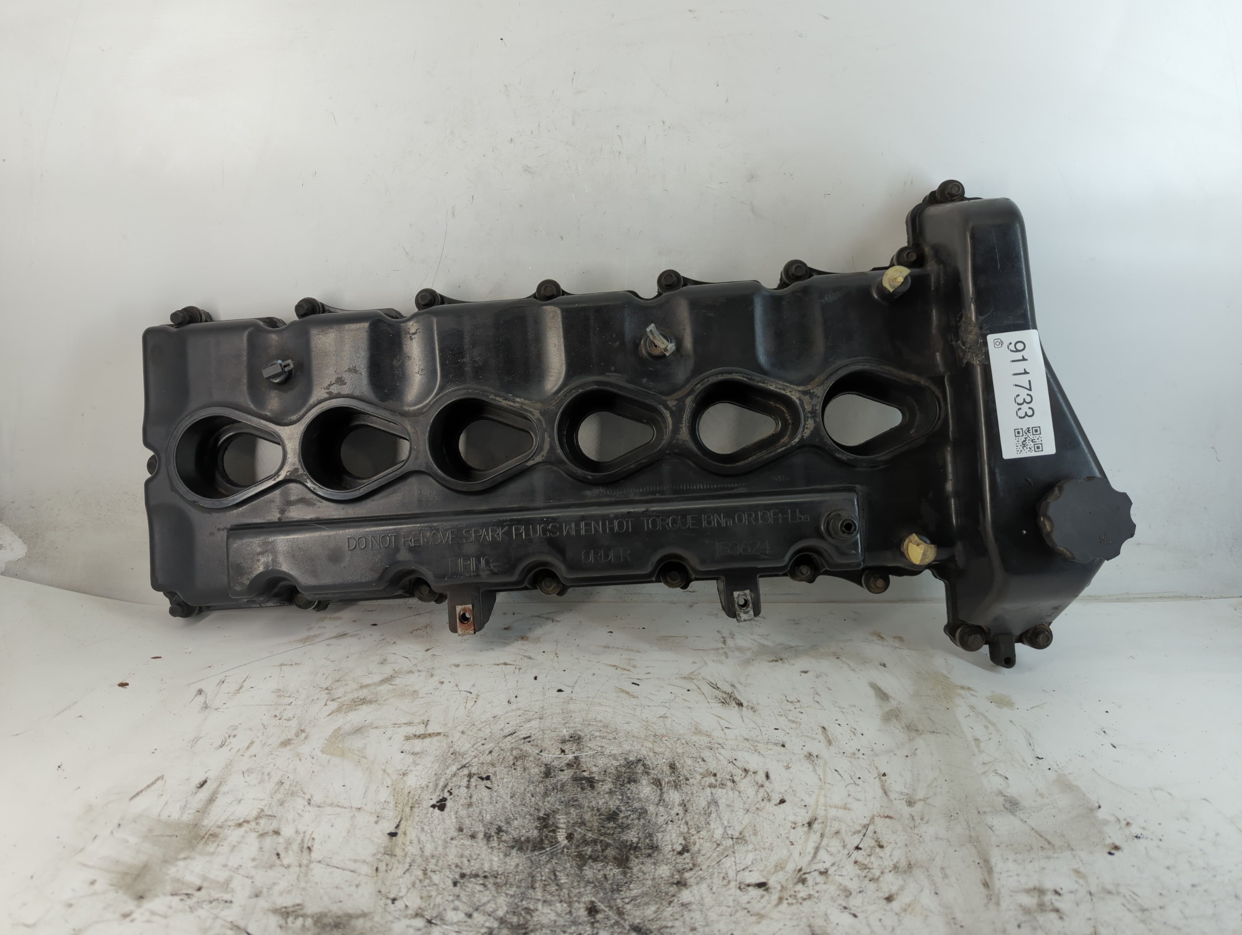 Picture of 2004 Gmc Envoy Passenger Right Cylinder Head Valve Cover 911733