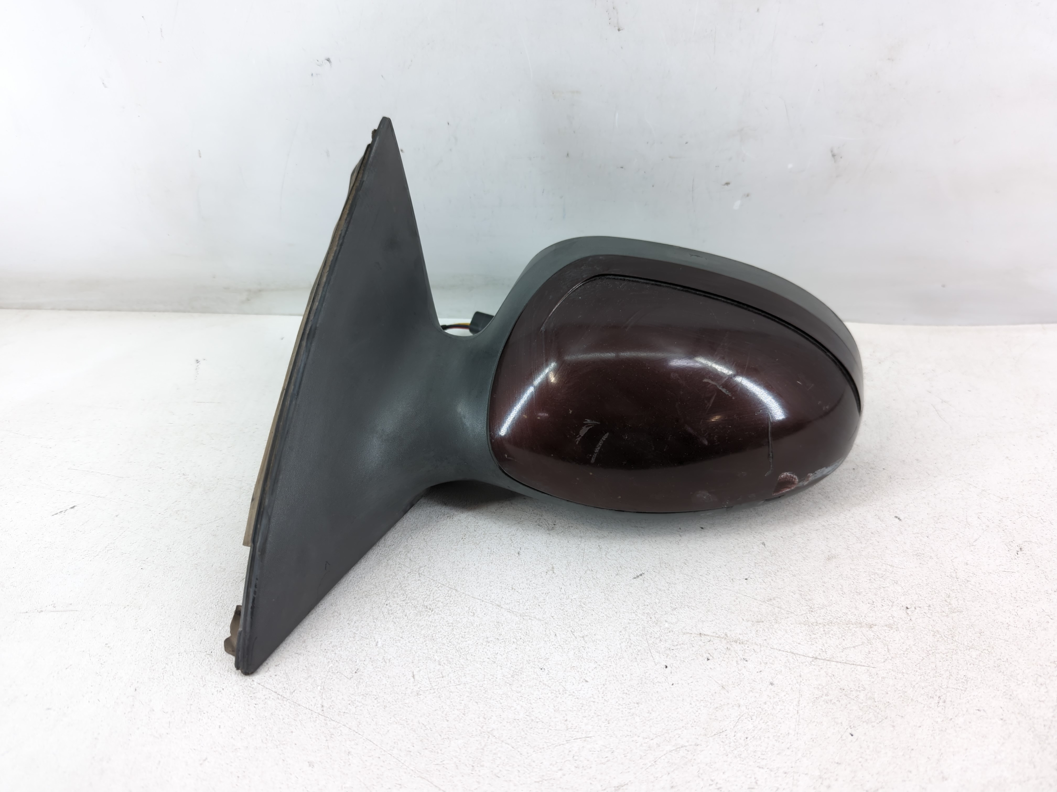 2000-2007 Ford Taurus Driver Left Side View Power Door Mirror Red 911739 - Oemusedautoparts1.com