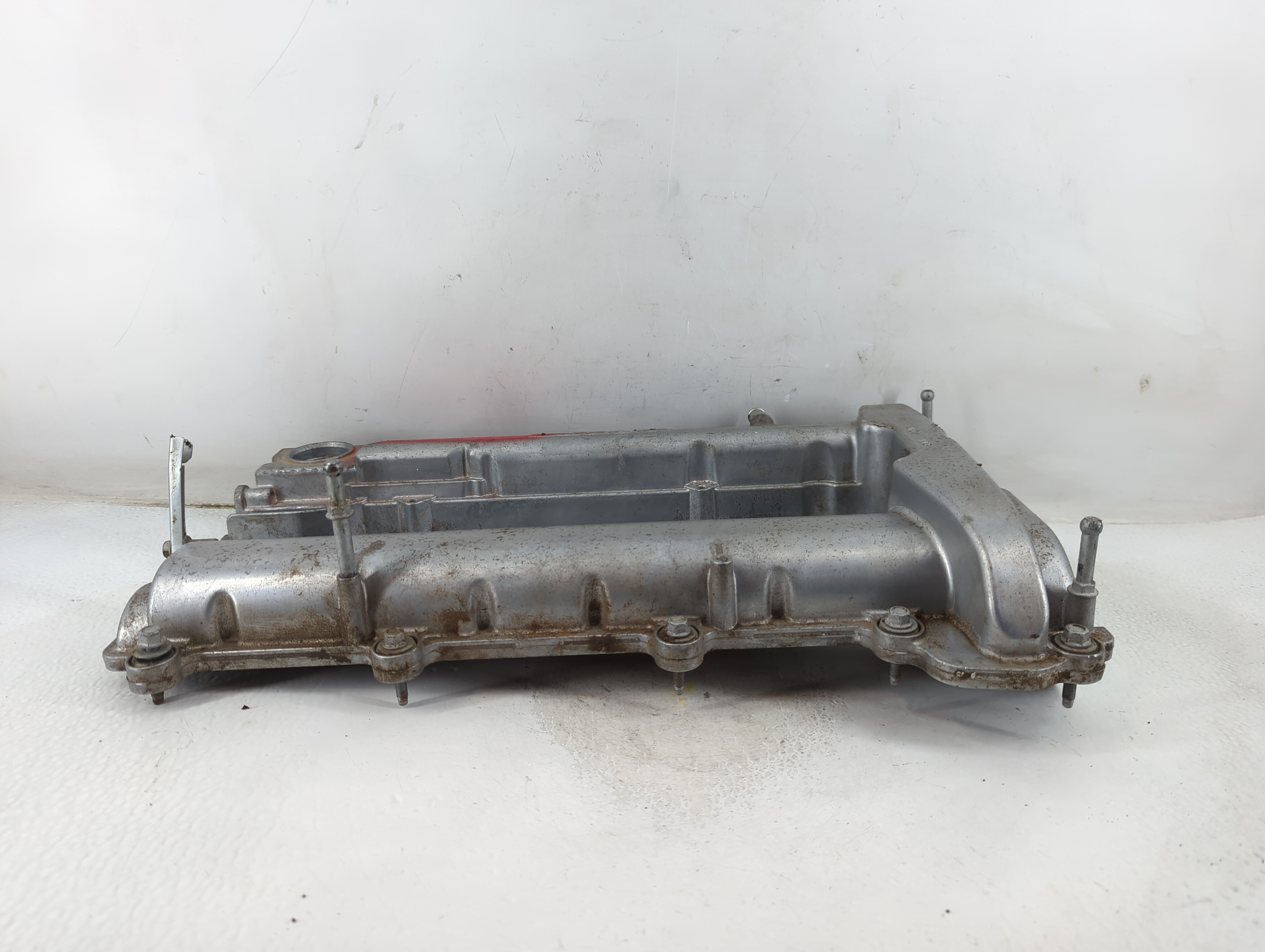 2009 Saturn Vue Passenger Right Cylinder Head Valve Cover 911754 - Oemusedautoparts1.com