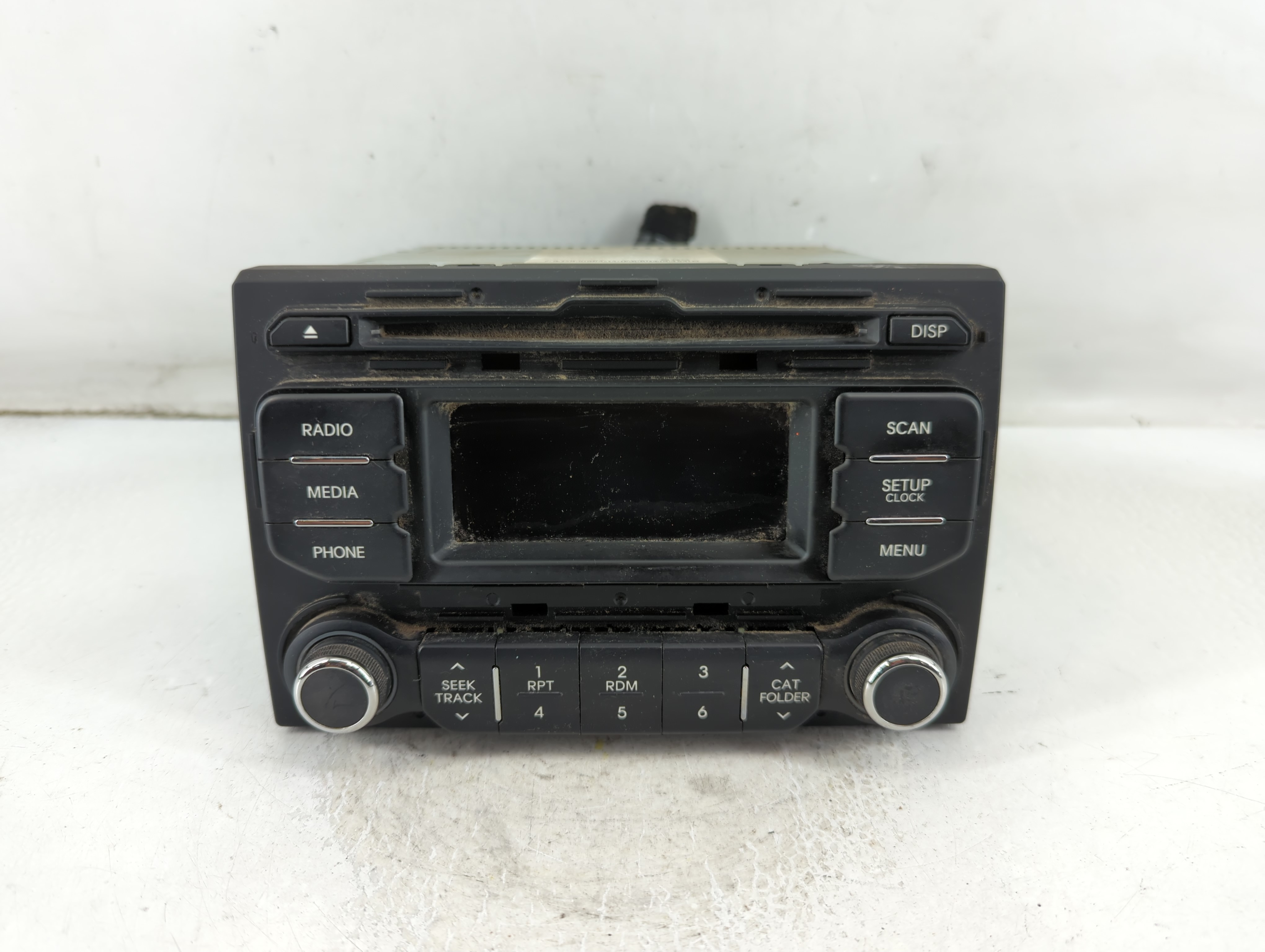 2012-2015 Kia Rio Am Fm Cd Player Radio Receiver 911764 - Oemusedautoparts1.com