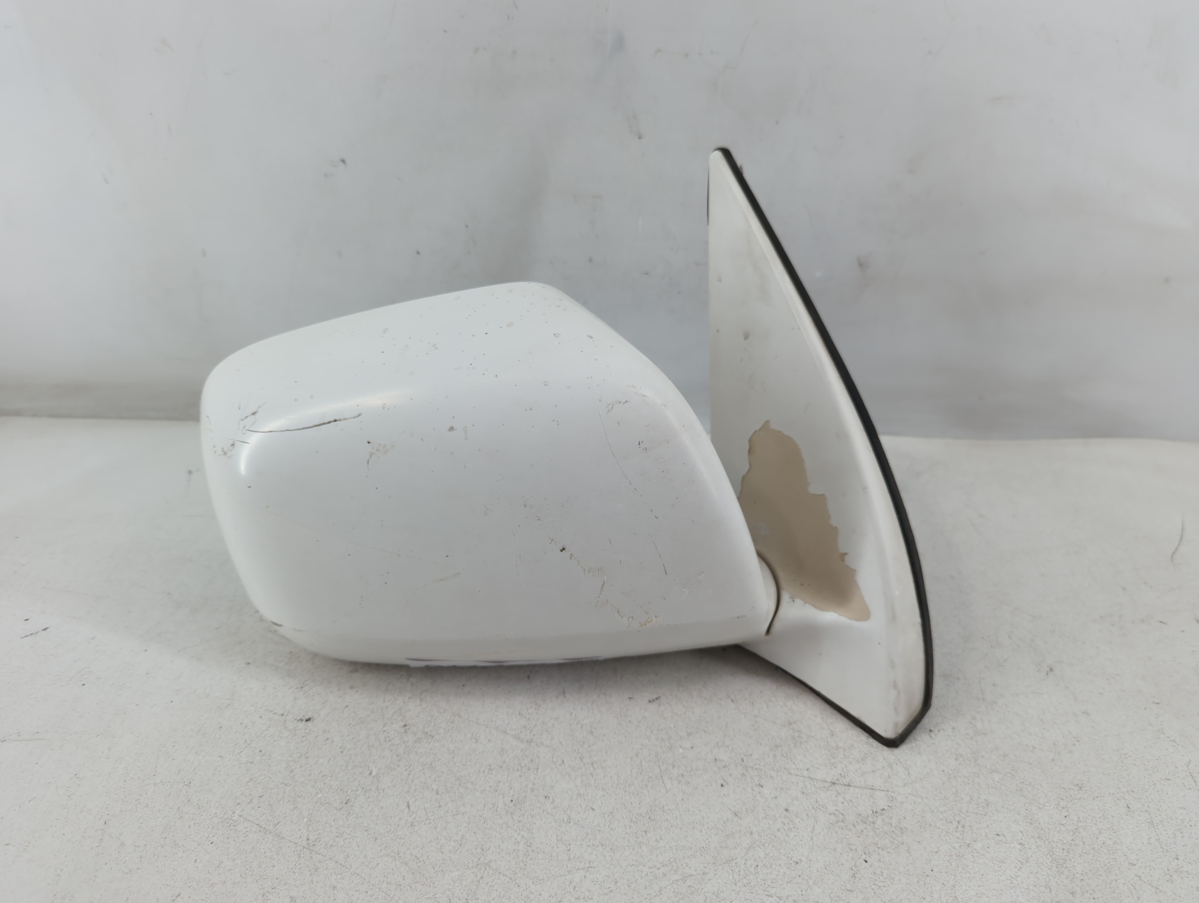 2001-2007 Toyota Highlander Passenger Right Side View Power Door Mirror 911767 - Oemusedautoparts1.com