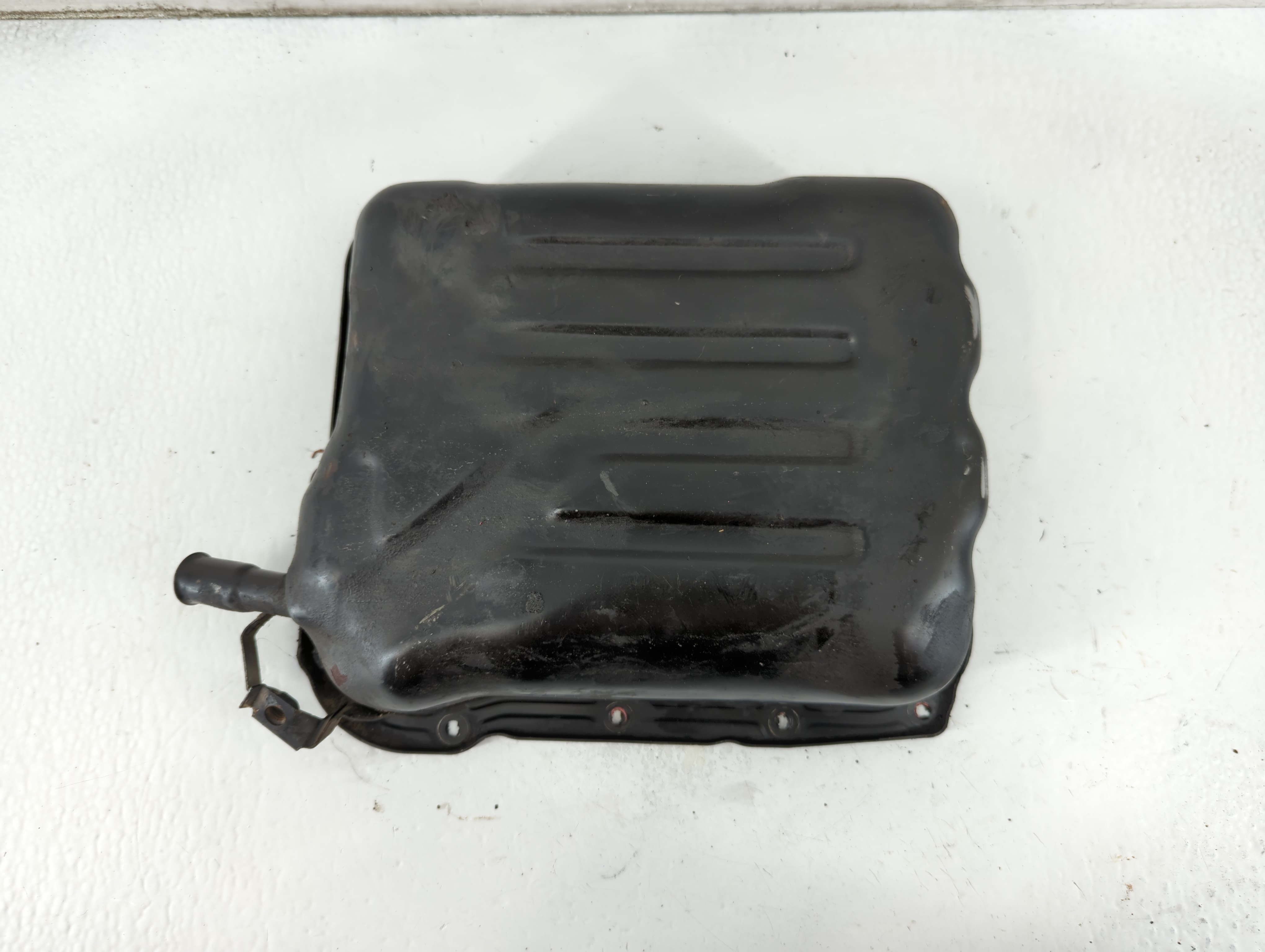 2000-2005 Mitsubishi Eclipse Engine Oil Pan 911781 - Oemusedautoparts1.com