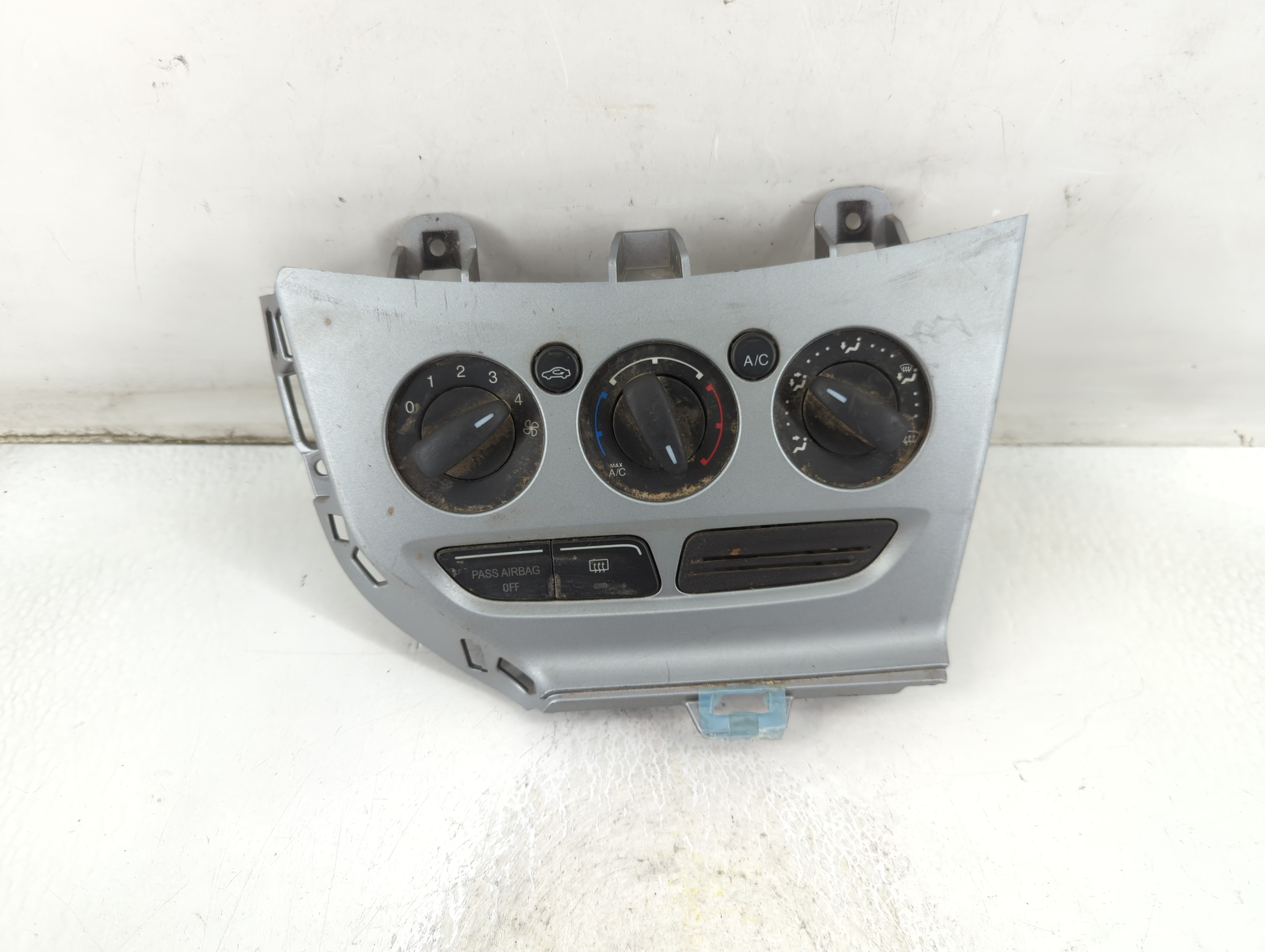 2012-2012 Ford Focus Ac Heater Climate Control Cm5t-19980-ac 911832 - Oemusedautoparts1.com