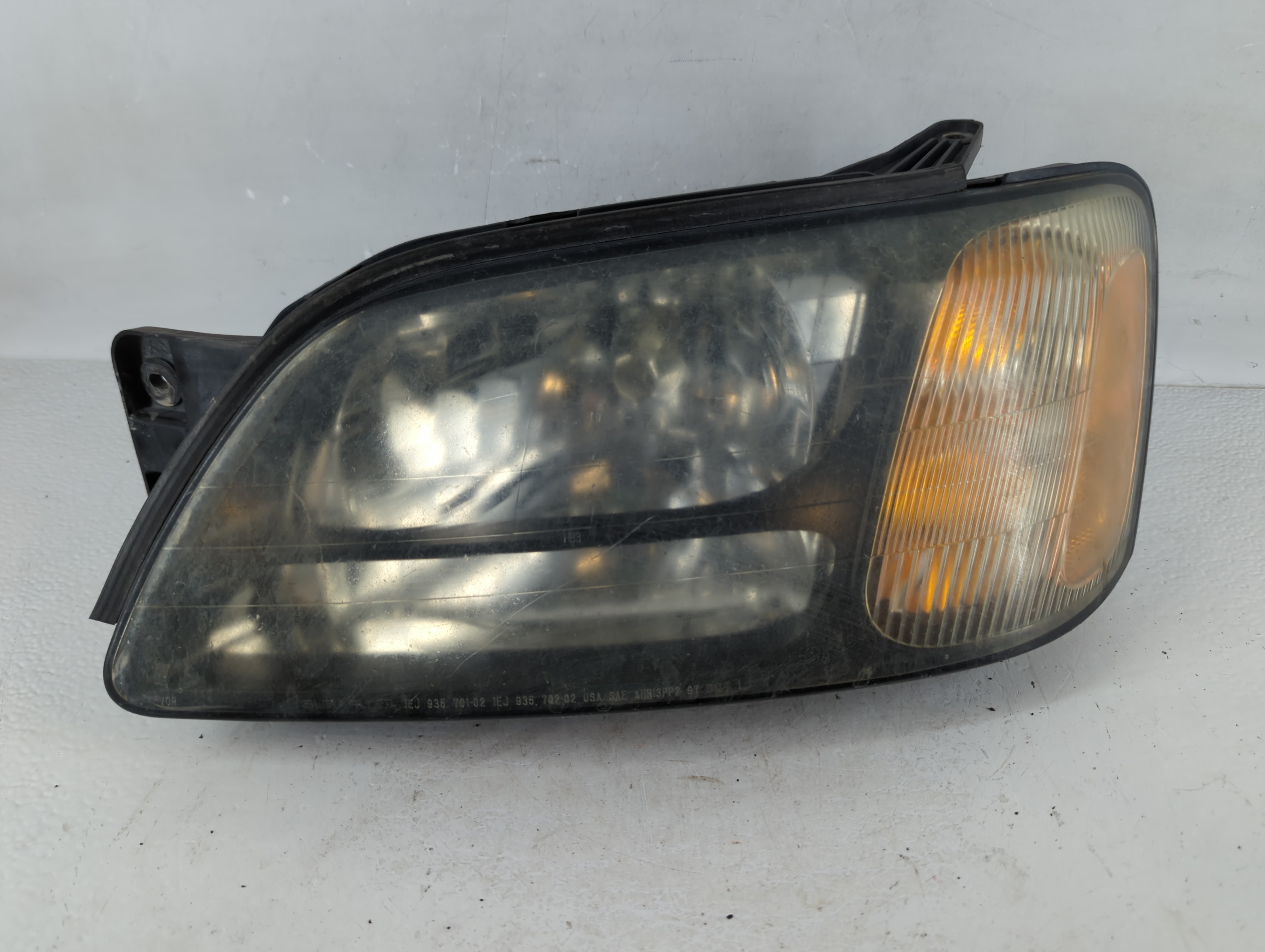 2000-2004 Subaru Legacy Driver Left Oem Head Light Headlight Lamp 911847 - Oemusedautoparts1.com