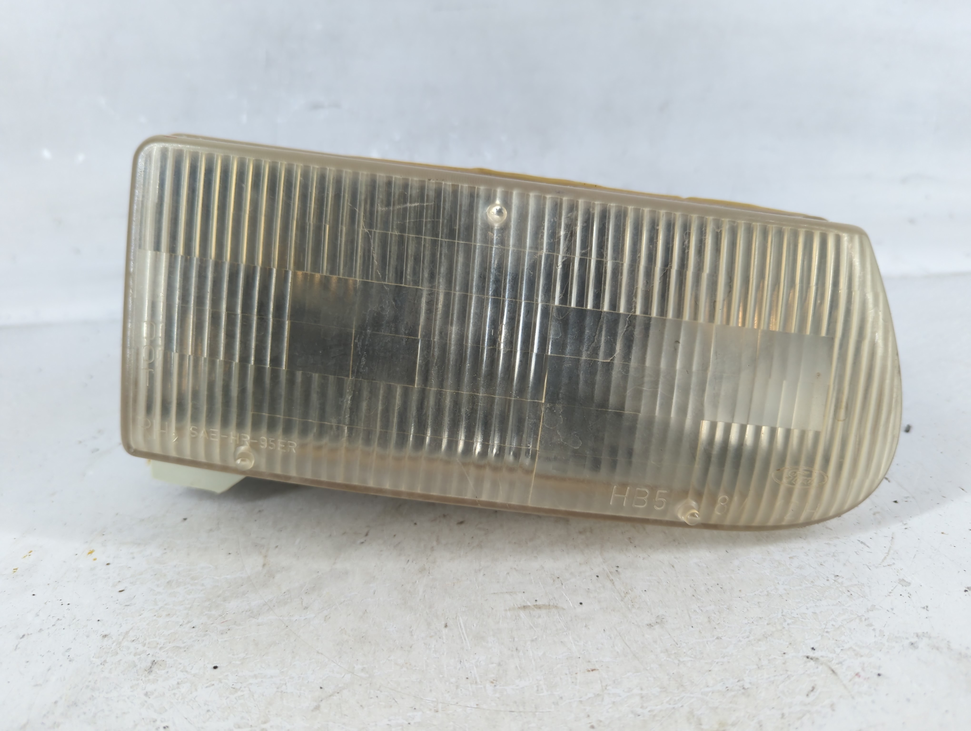 1995-2001 Ford Explorer Passenger Right Oem Head Light Headlight Lamp 911849 - Oemusedautoparts1.com