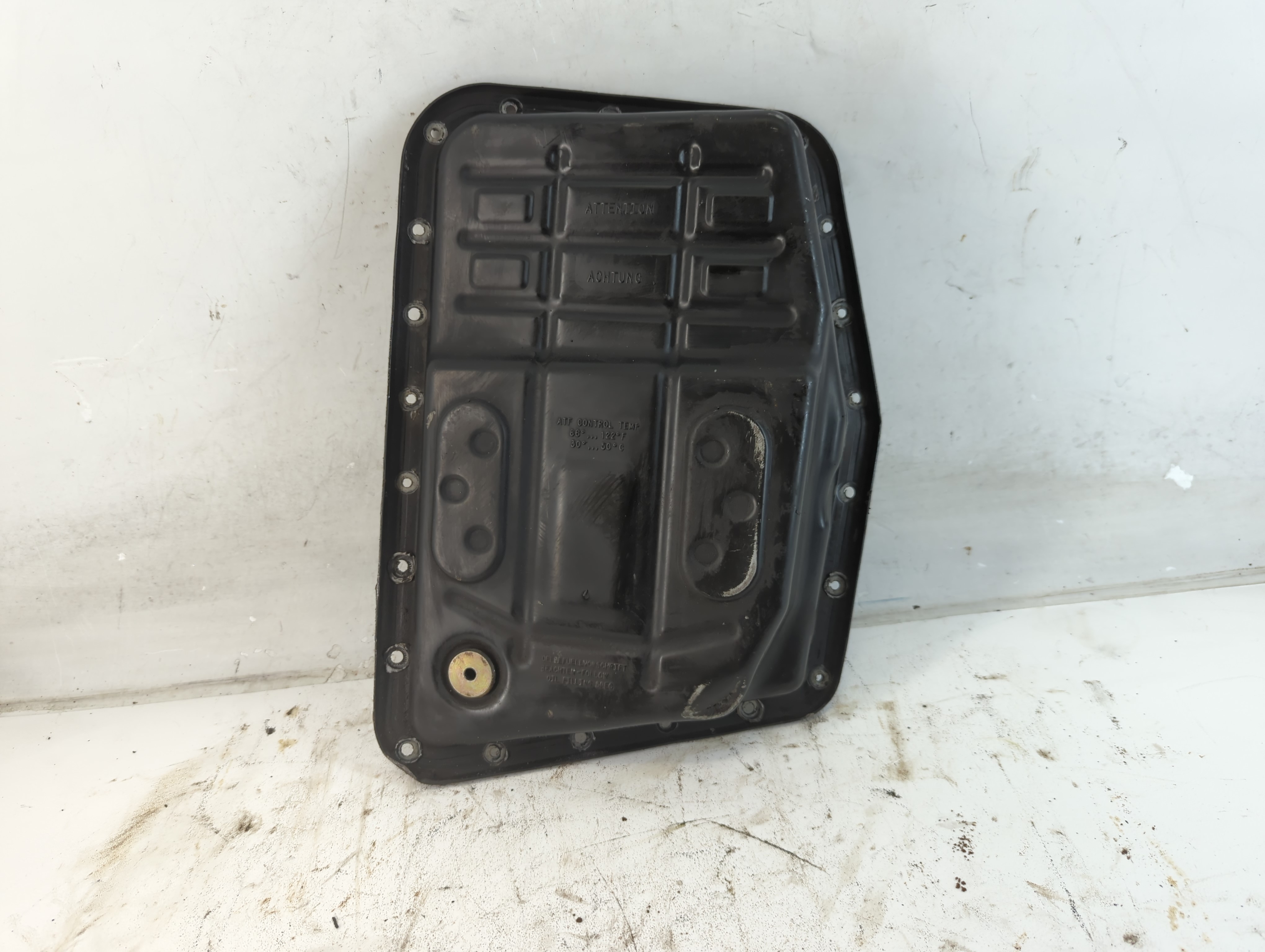 Picture of 2011-2017 Nissan Quest Engine Oil Pan 911919