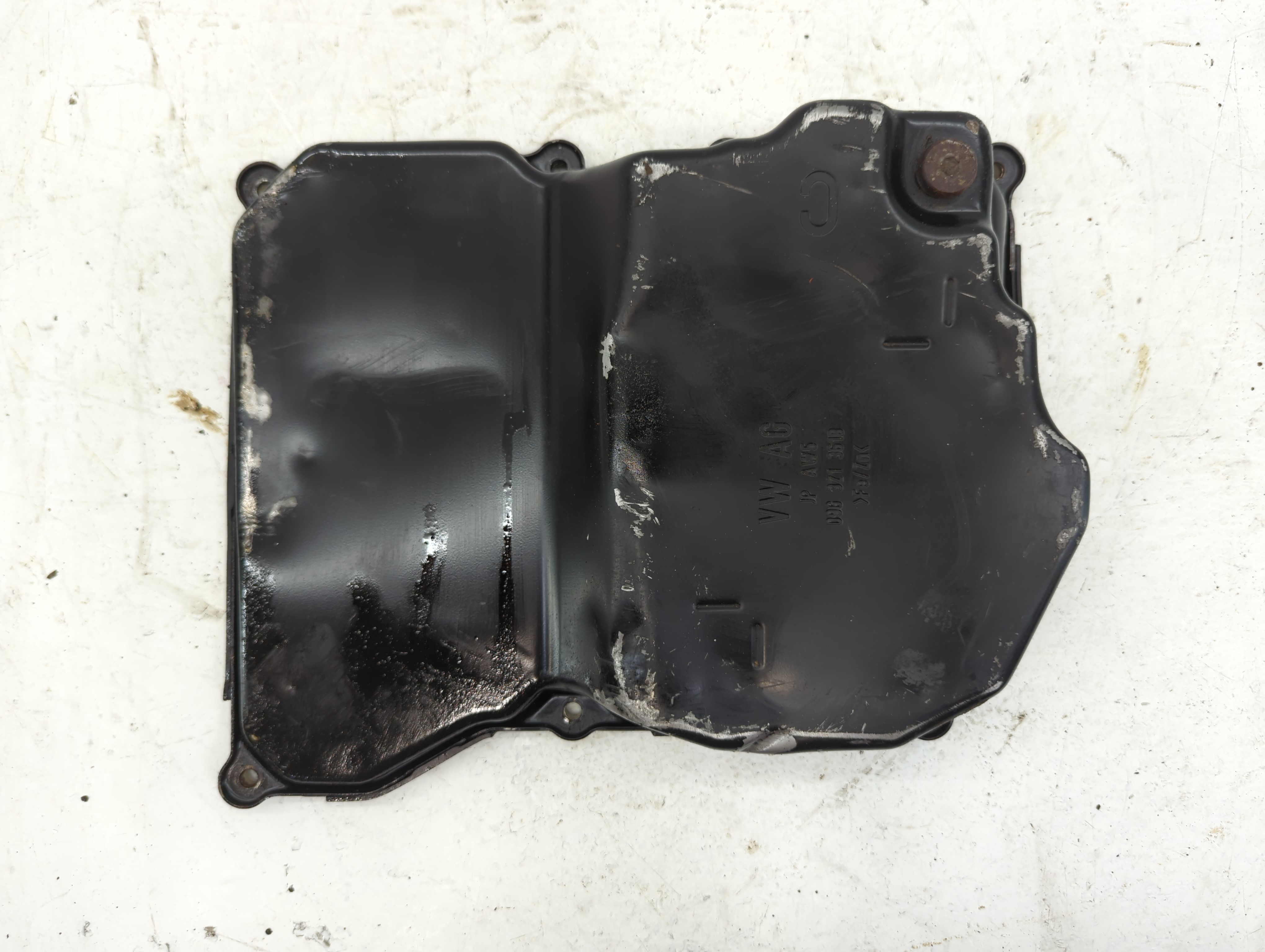 1996-2000 Dodge Stratus Engine Oil Pan 911986 - Oemusedautoparts1.com
