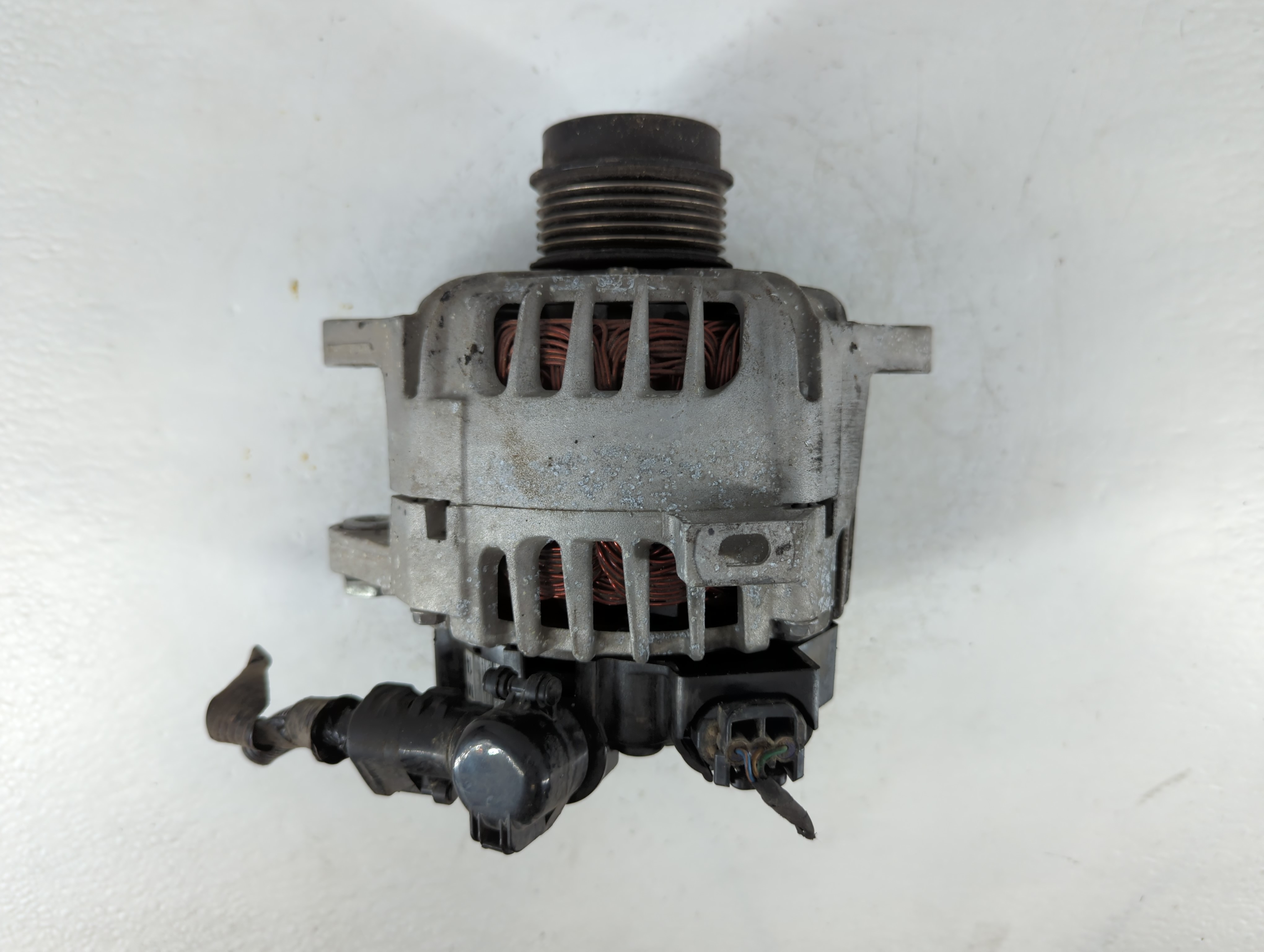 2012-2015 Kia Soul Alternator Generator Charging Assembly Engine Oem 912003 - Oemusedautoparts1.com