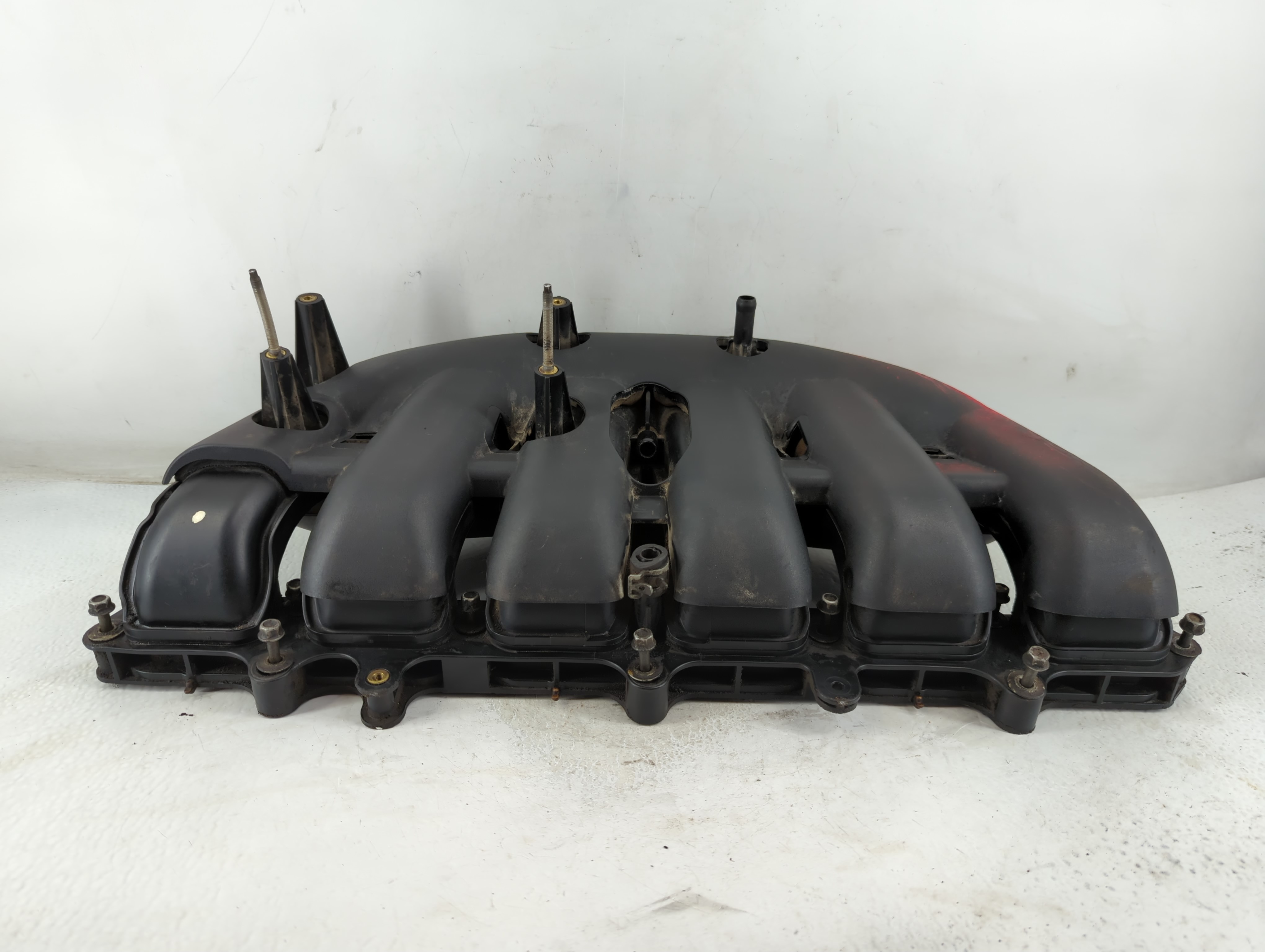 Picture of 2002-2007 Gmc Envoy Air Intake Manifold 912026