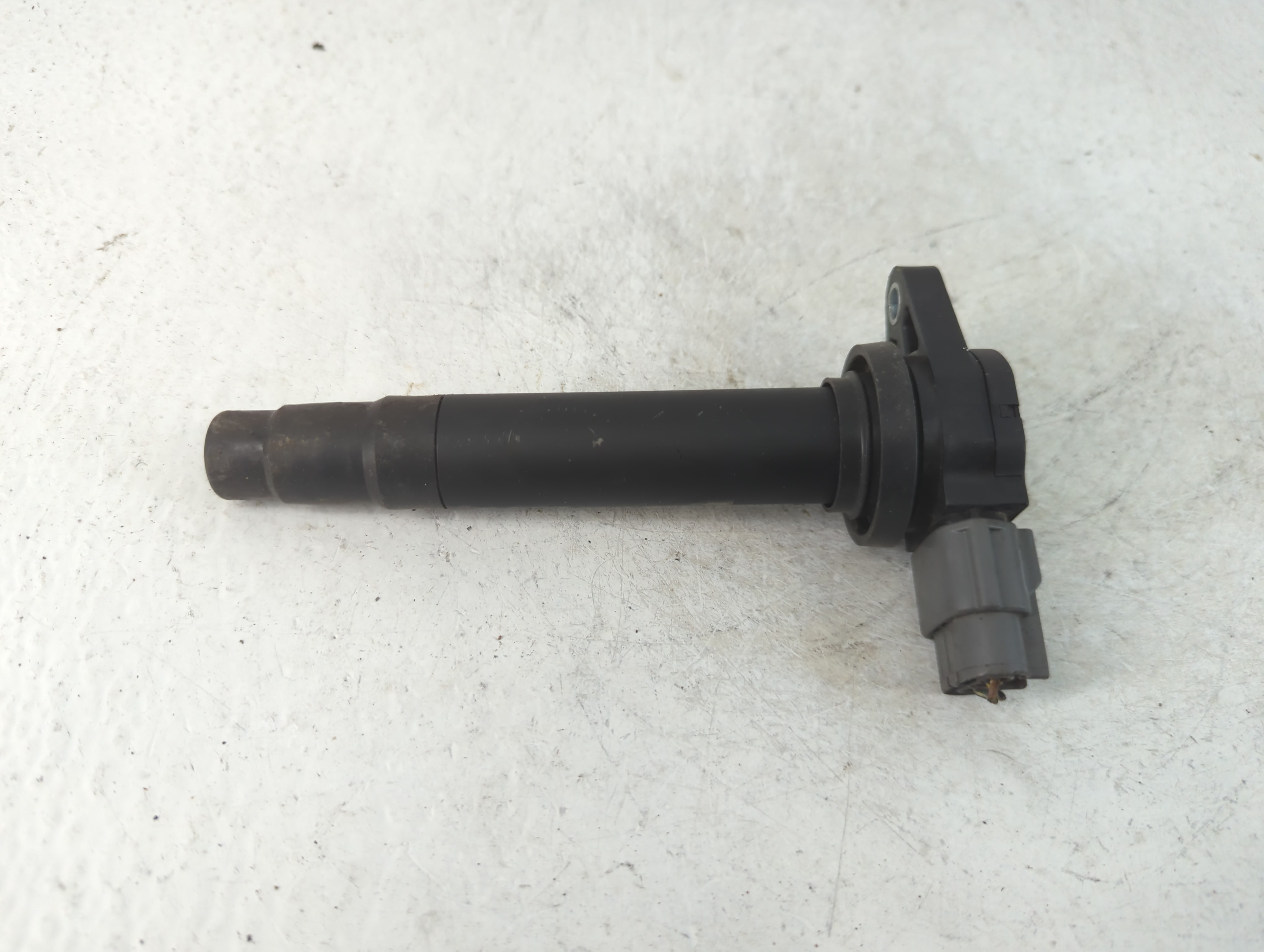 2000-2001 Nissan Sentra Ignition Coil Igniter Pack 912044 - Oemusedautoparts1.com