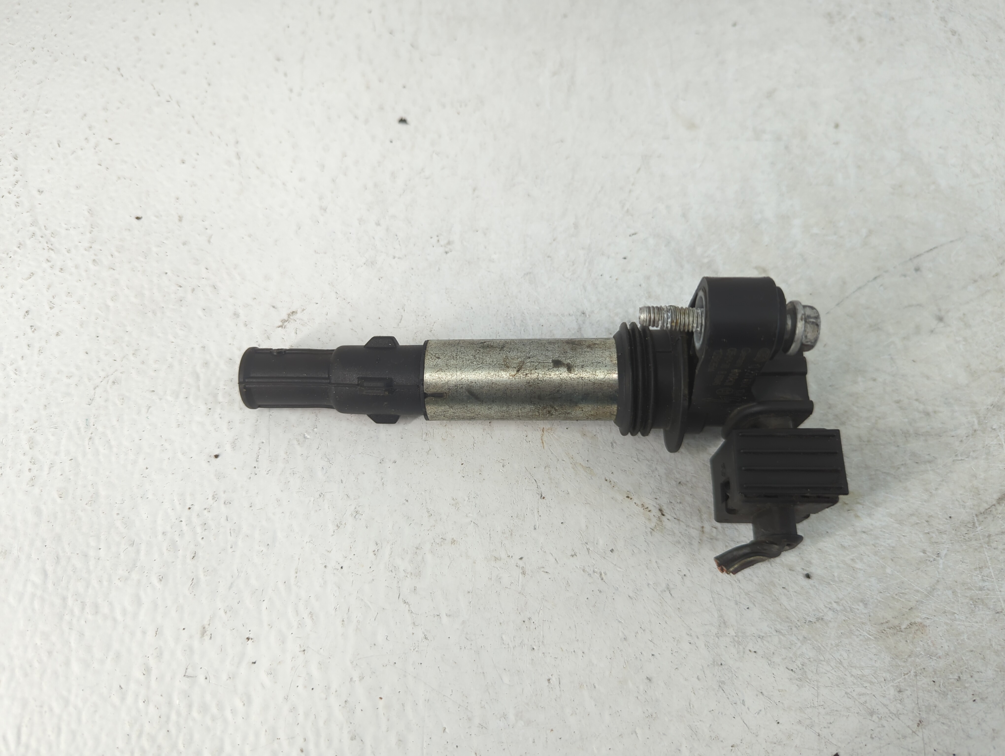 2010-2015 Chevrolet Camaro Ignition Coil Igniter Pack 912048 - Oemusedautoparts1.com