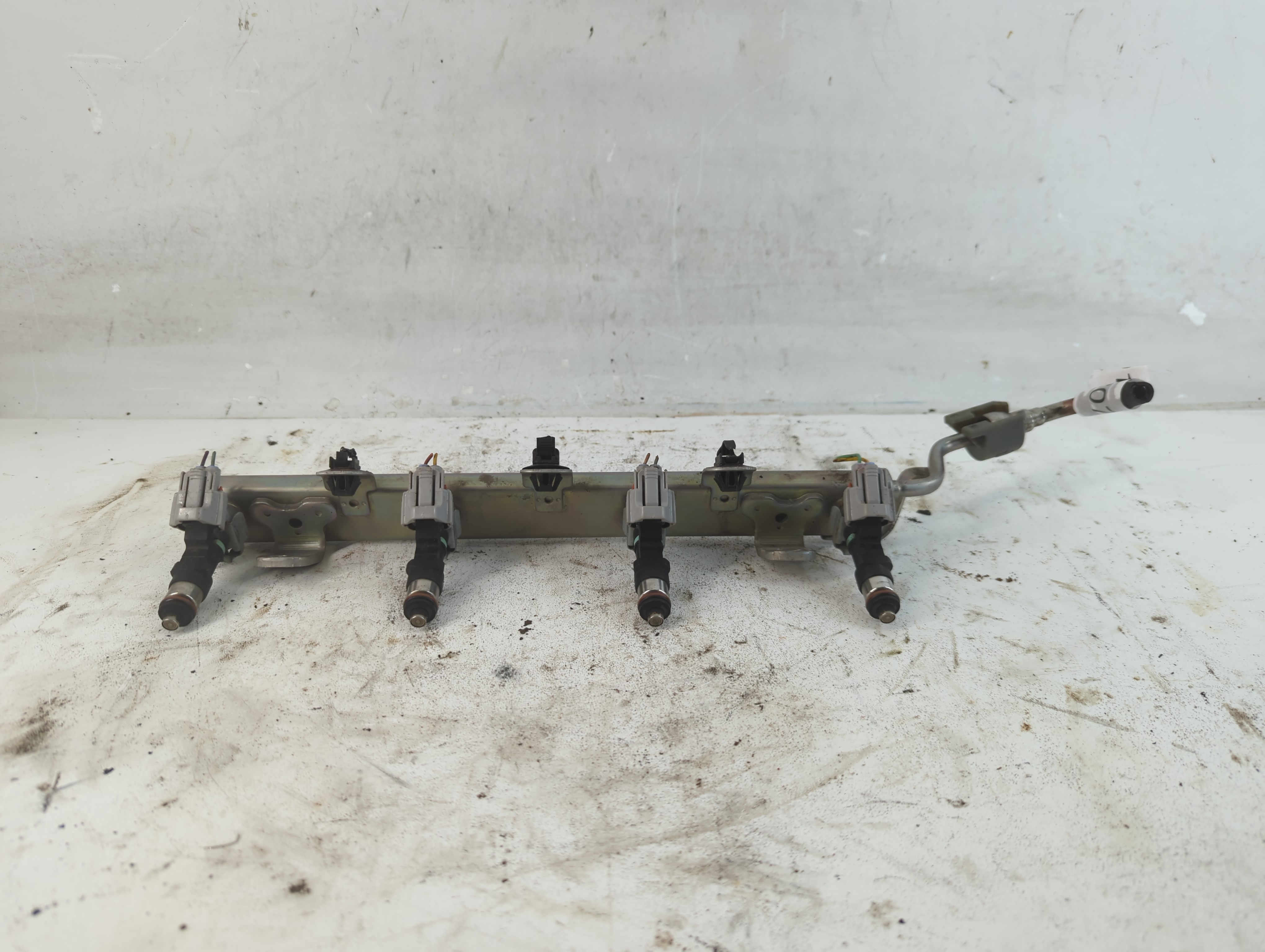 Picture of 2012 Nissan Altima OEM Fuel Injector Replacement