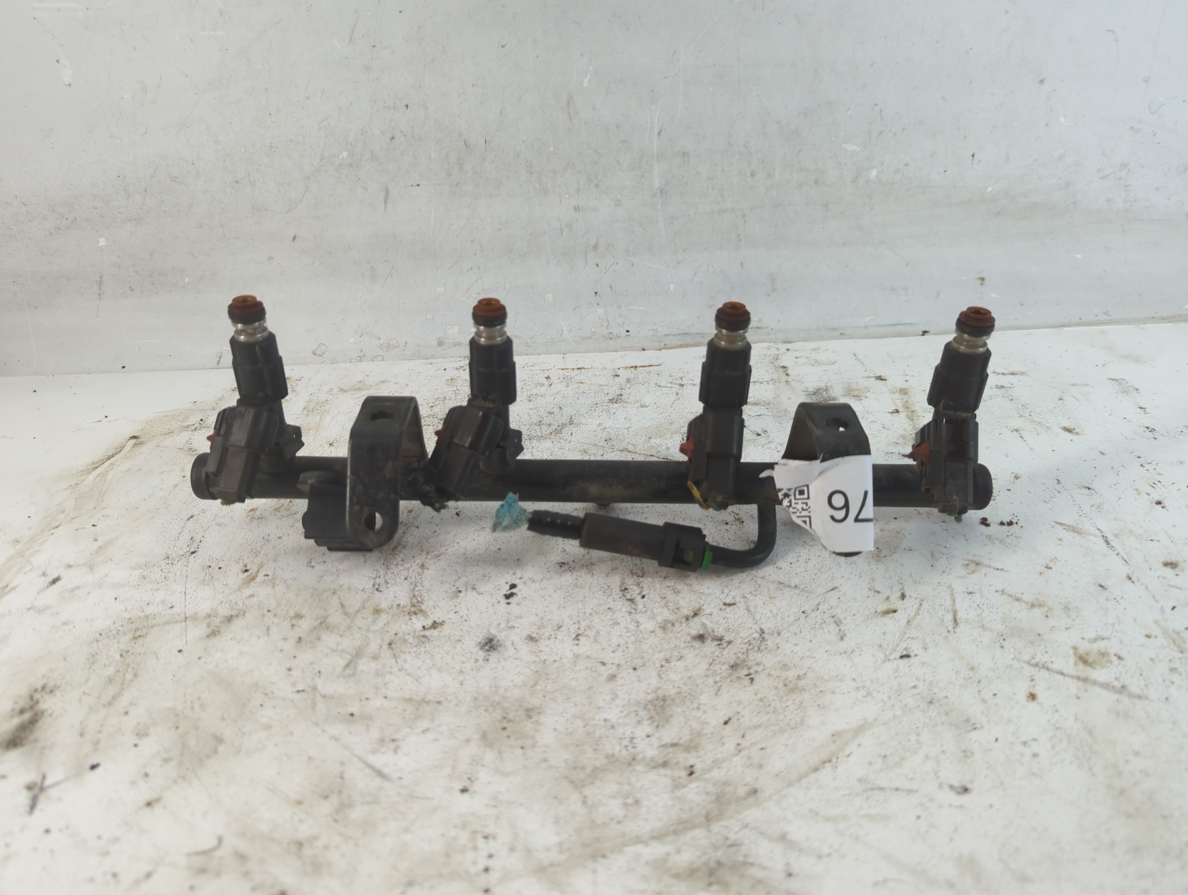 1999 Dodge Stratus Fuel Injector 912076 - Oemusedautoparts1.com
