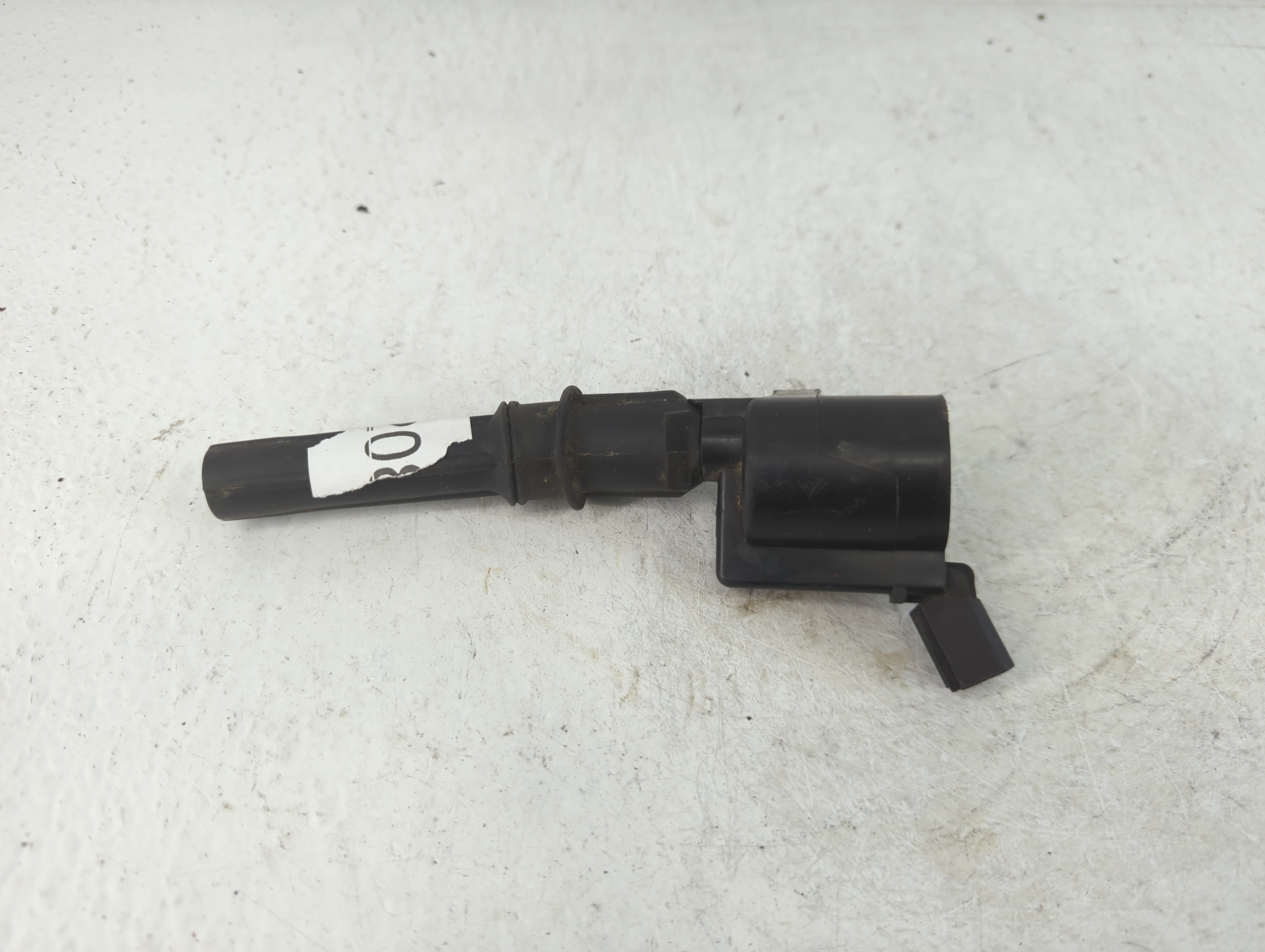 2001-2004 Ford Expedition Ignition Coil Igniter Pack 912091 - Oemusedautoparts1.com