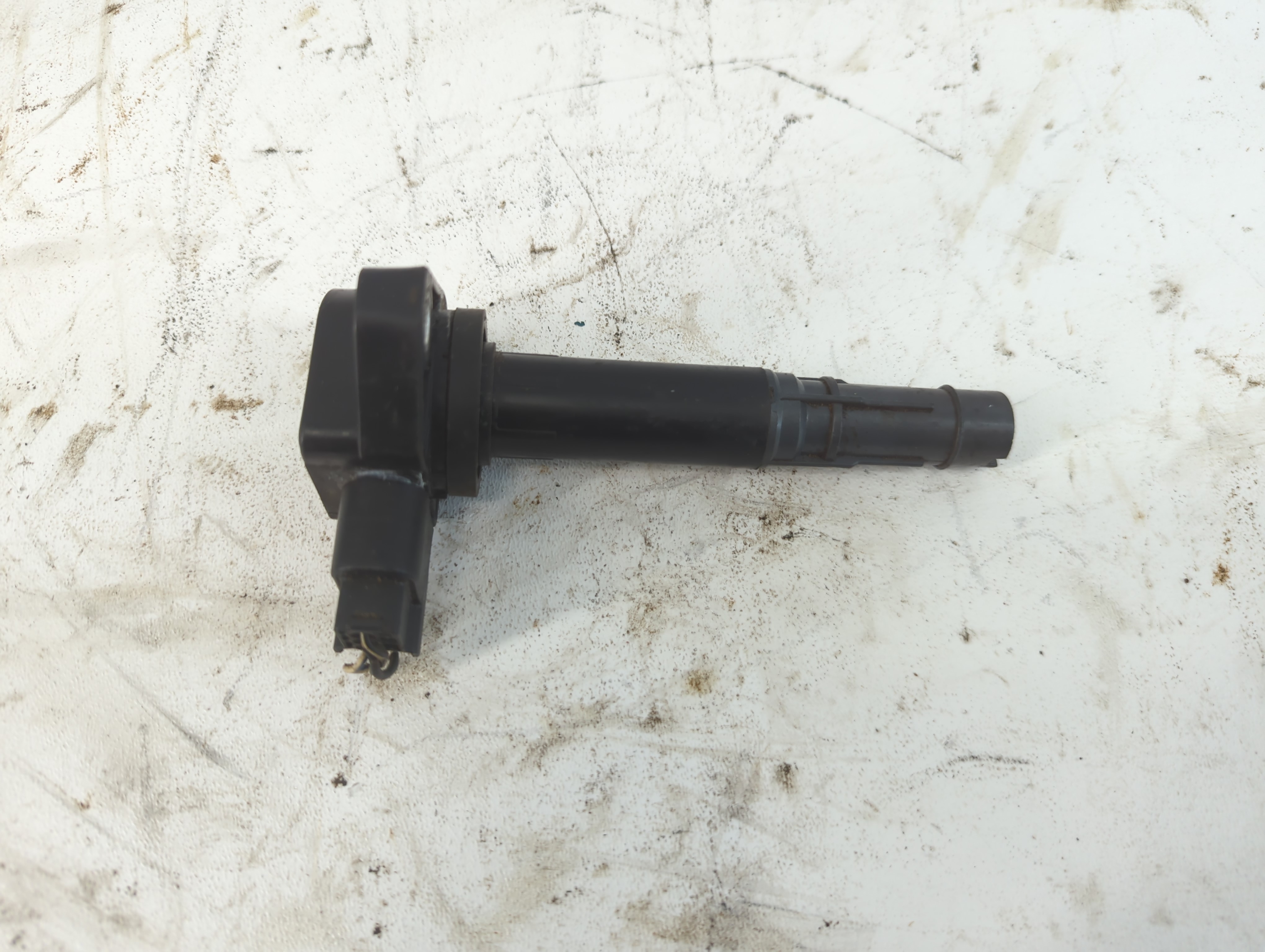 2001-2005 Honda Civic Ignition Coil Igniter Pack 912108 - Oemusedautoparts1.com