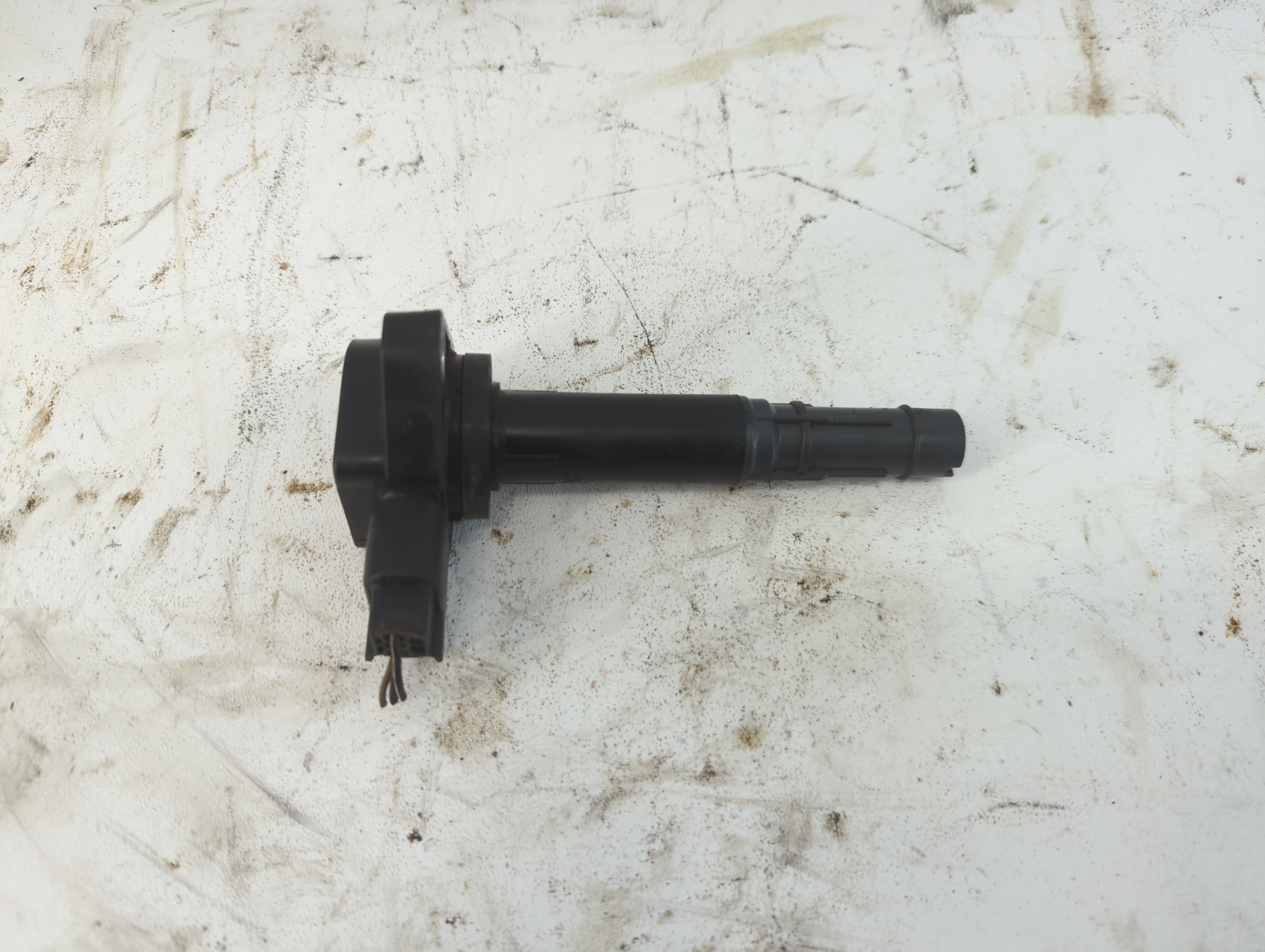 2001-2005 Honda Civic Ignition Coil Igniter Pack 912111 - Oemusedautoparts1.com