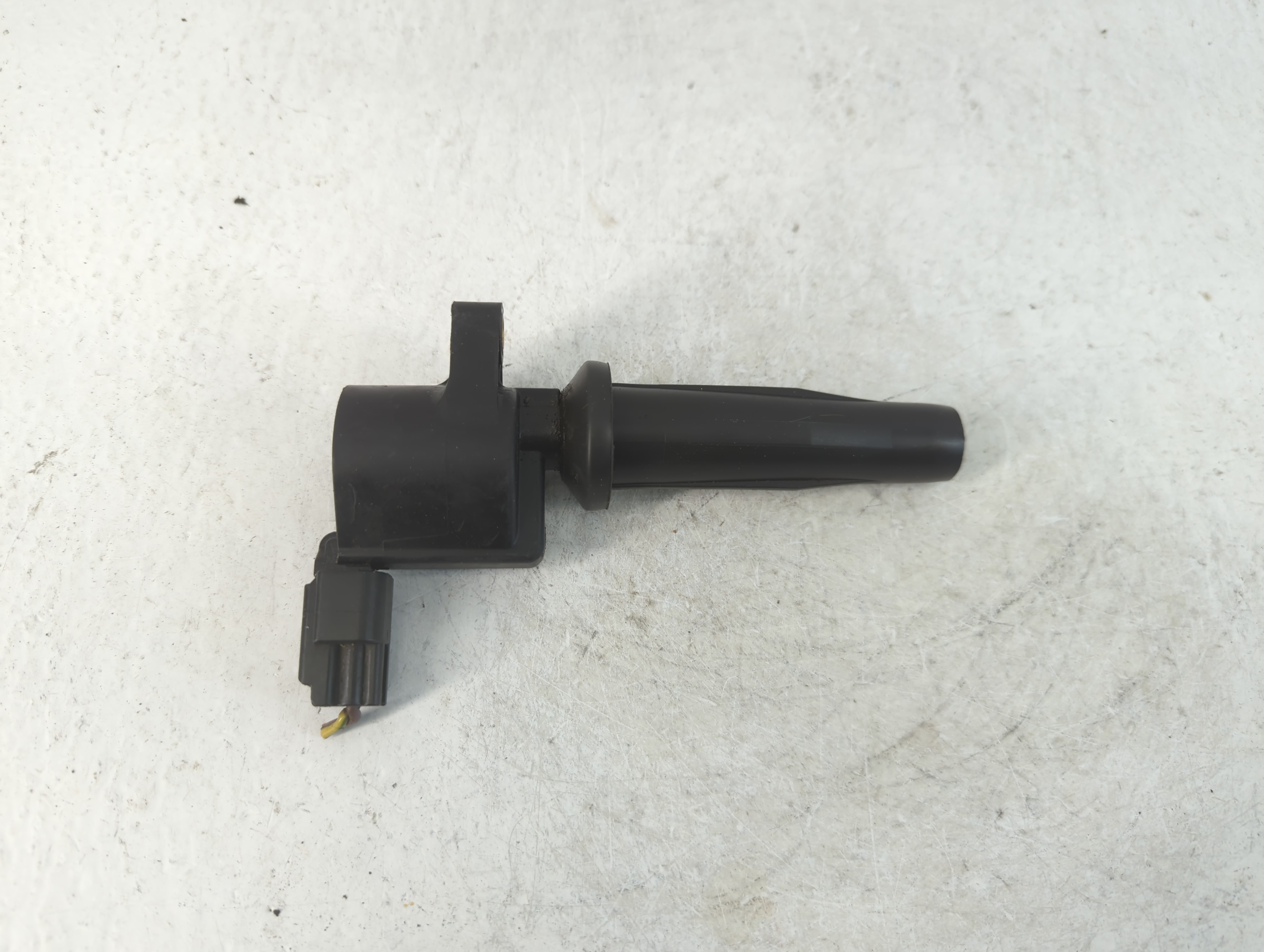 Picture of 2009-2019 Ford Escape Ignition Coil Igniter Pack 912123