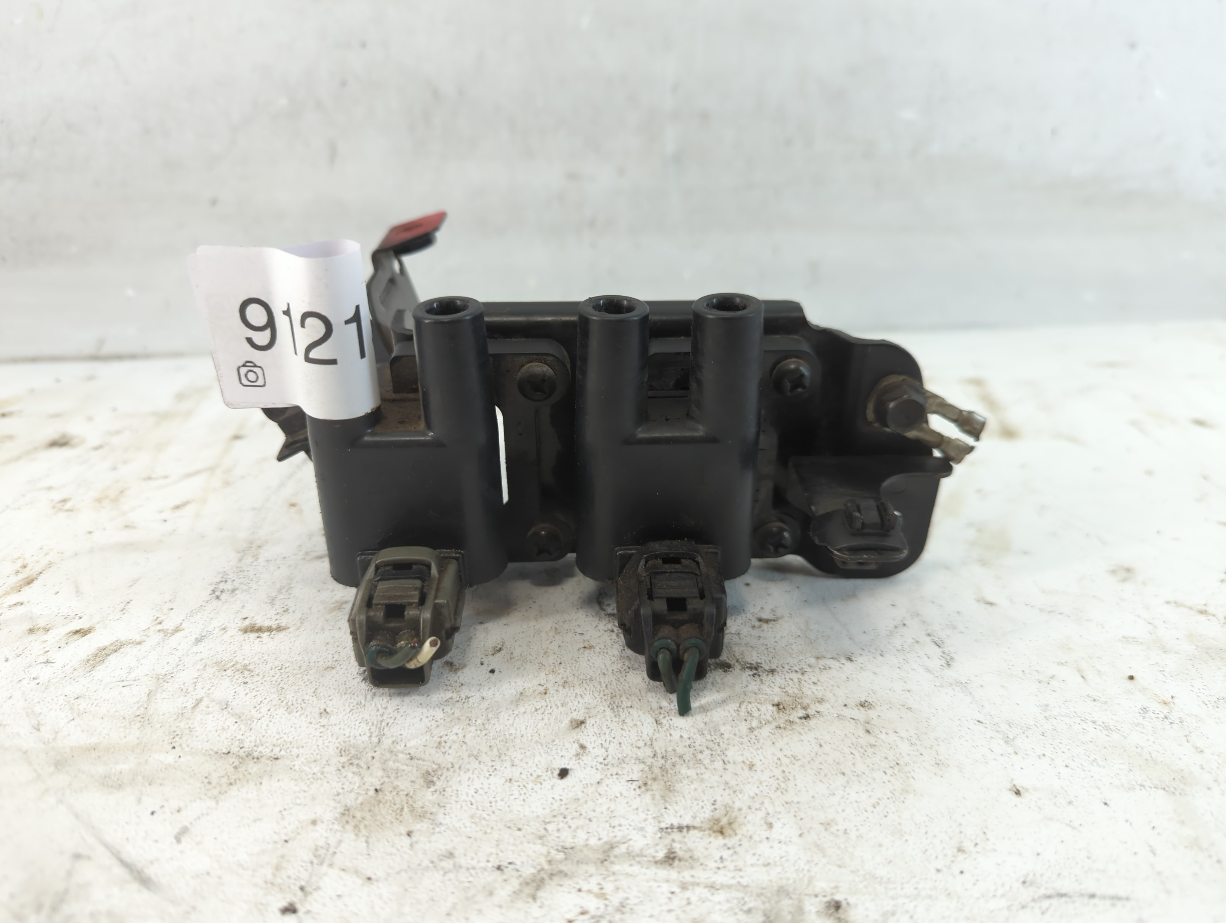 Picture of 2003 Hyundai Accent Engine Ignition Distributor Oem 912153