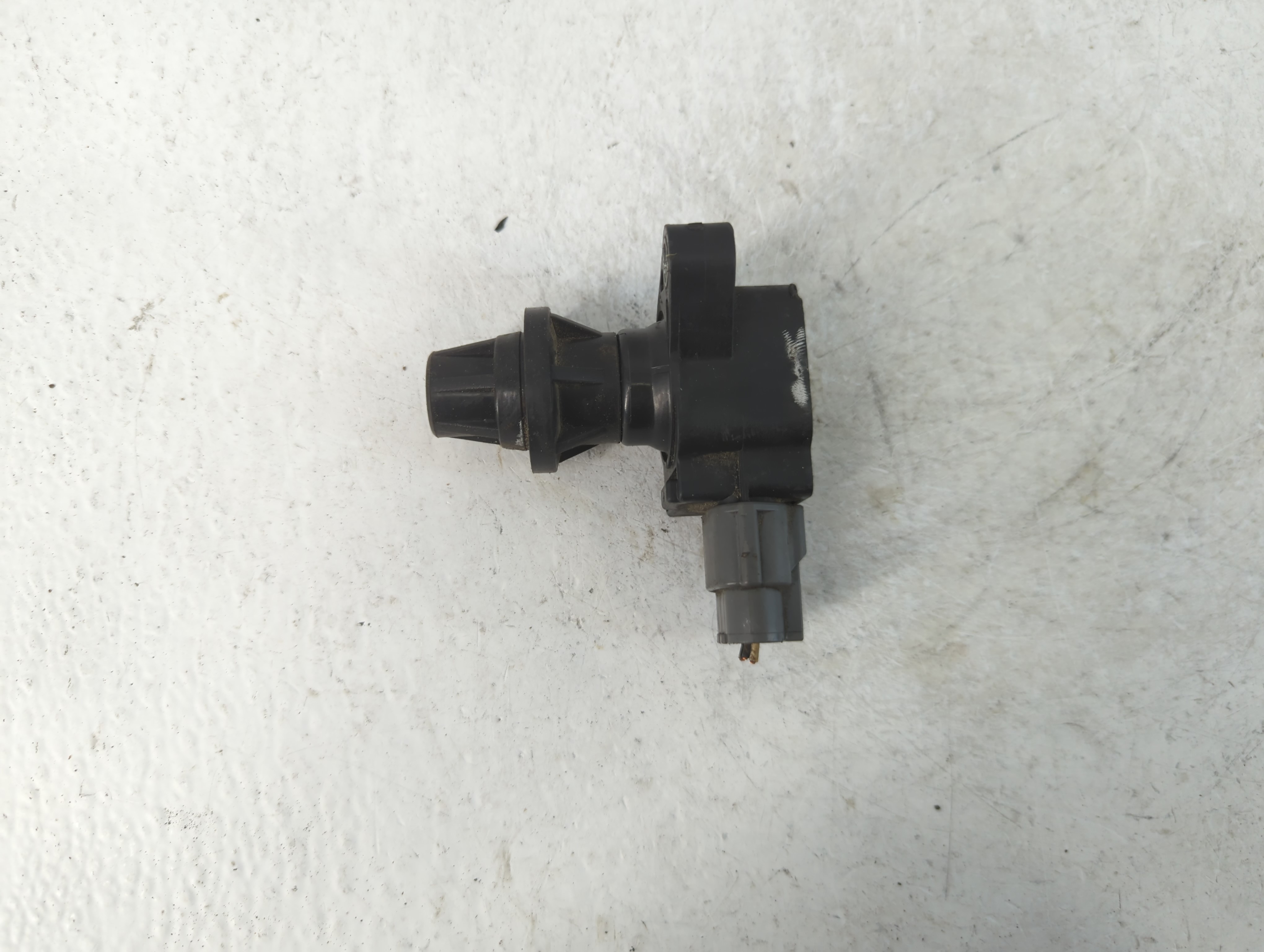 2003-2008 Mazda 6 Ignition Coil Igniter Pack 912184 - Oemusedautoparts1.com