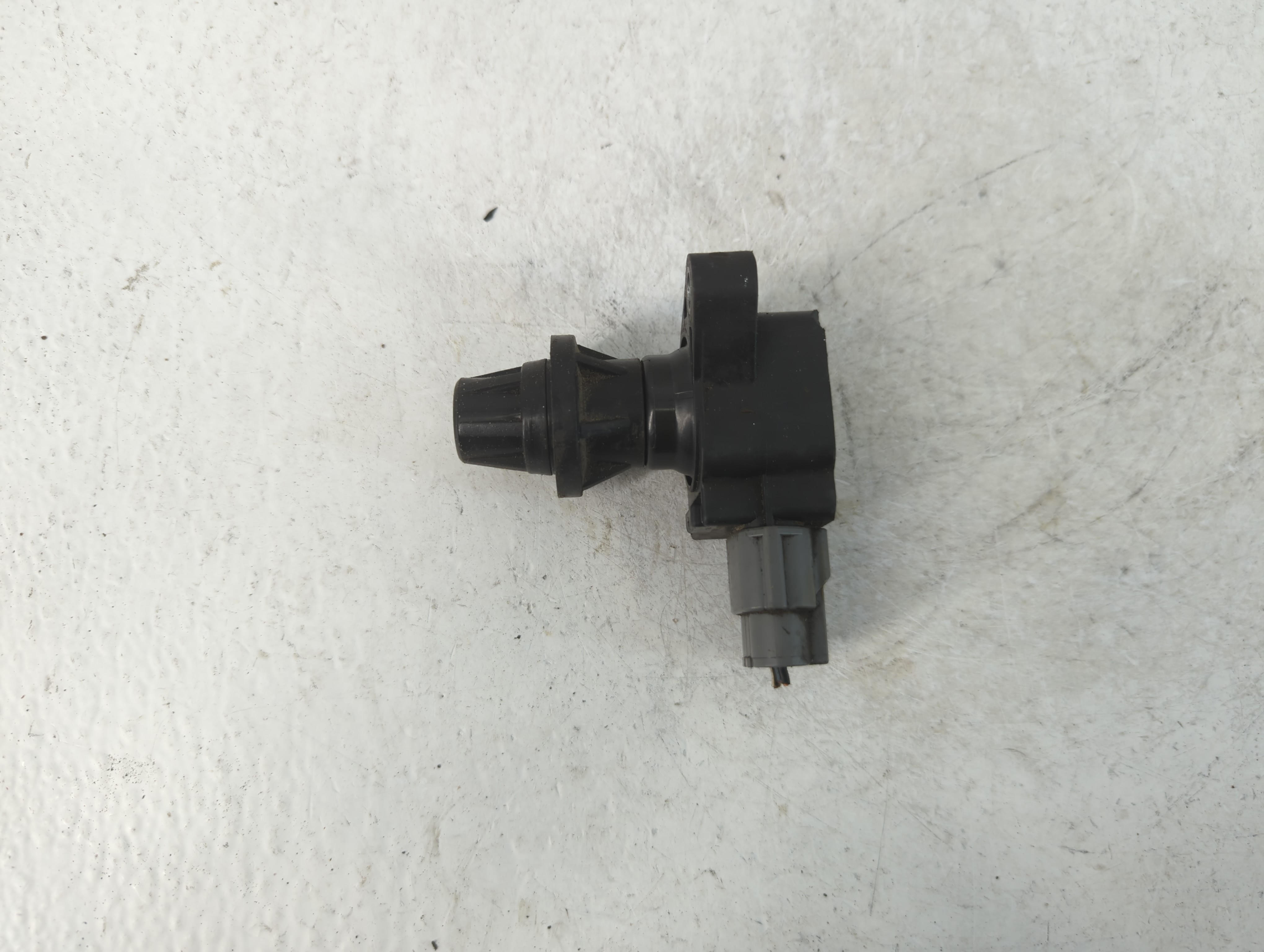2003-2008 Mazda 6 Ignition Coil Igniter Pack 912185 - Oemusedautoparts1.com