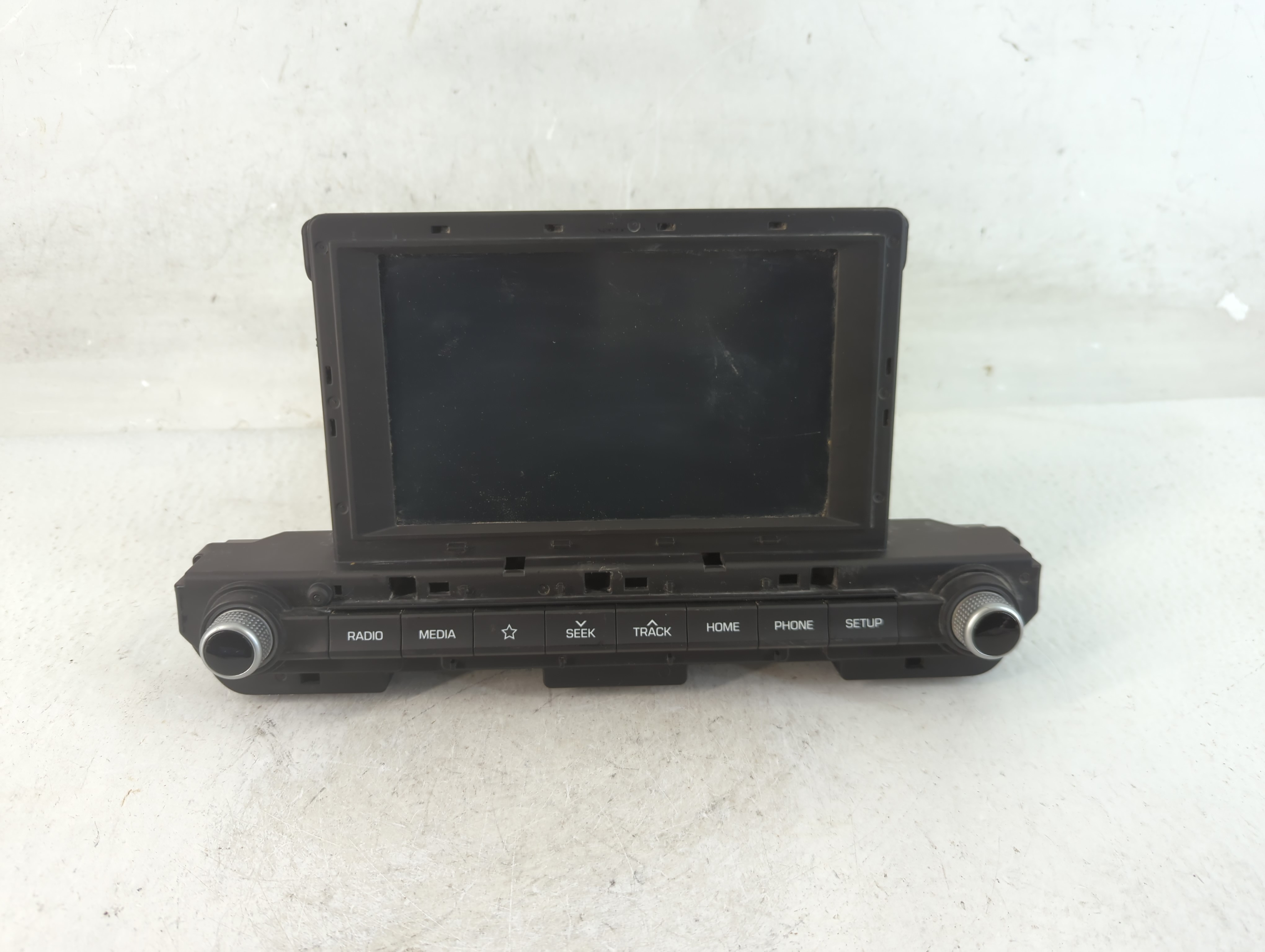 2019-2020 Hyundai Elantra Am Fm Cd Player Radio Receiver 912227 - Oemusedautoparts1.com