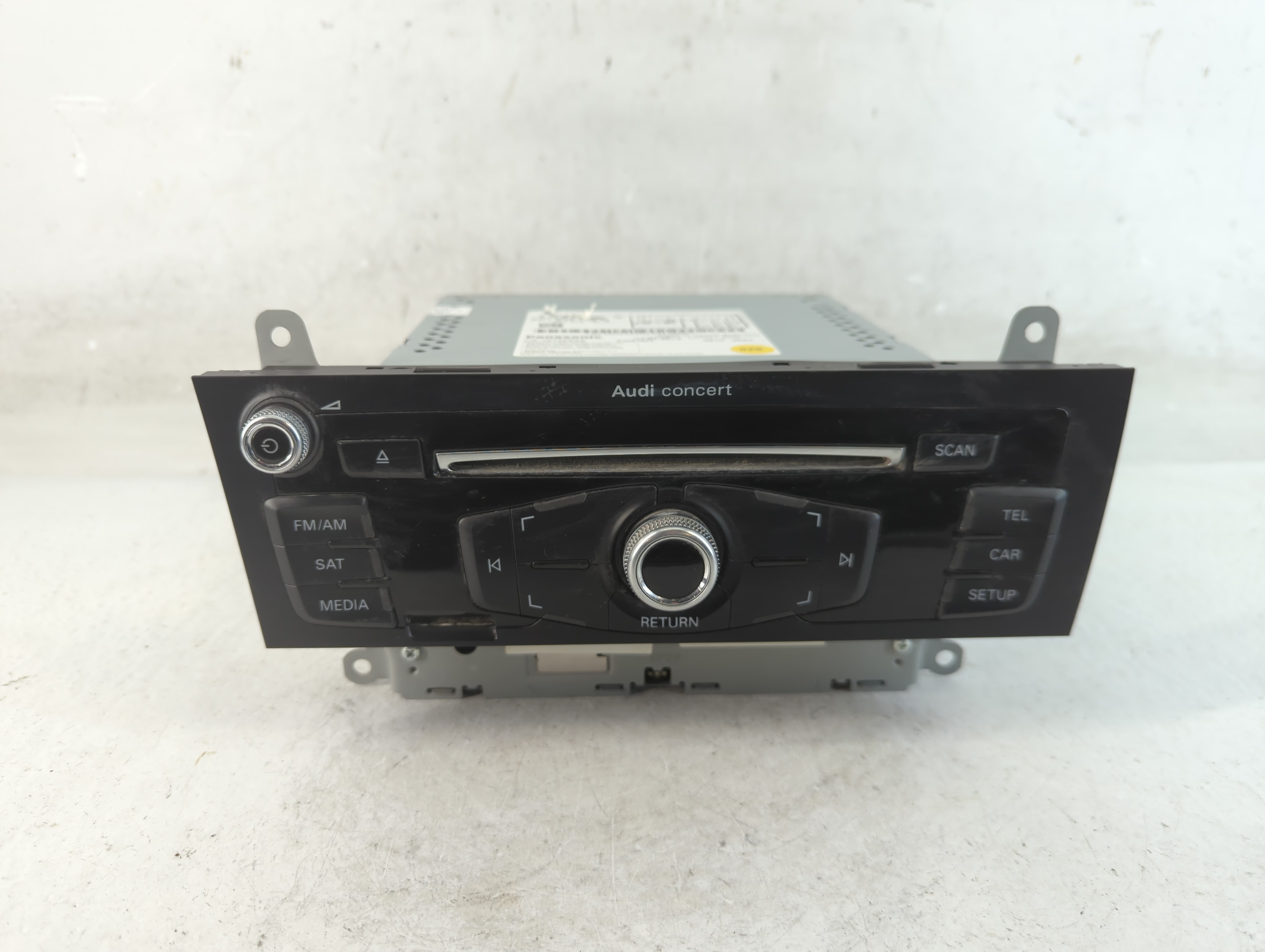 Picture of 2014-2014 Audi A4 Am Fm Cd Player Radio Receiver 912230