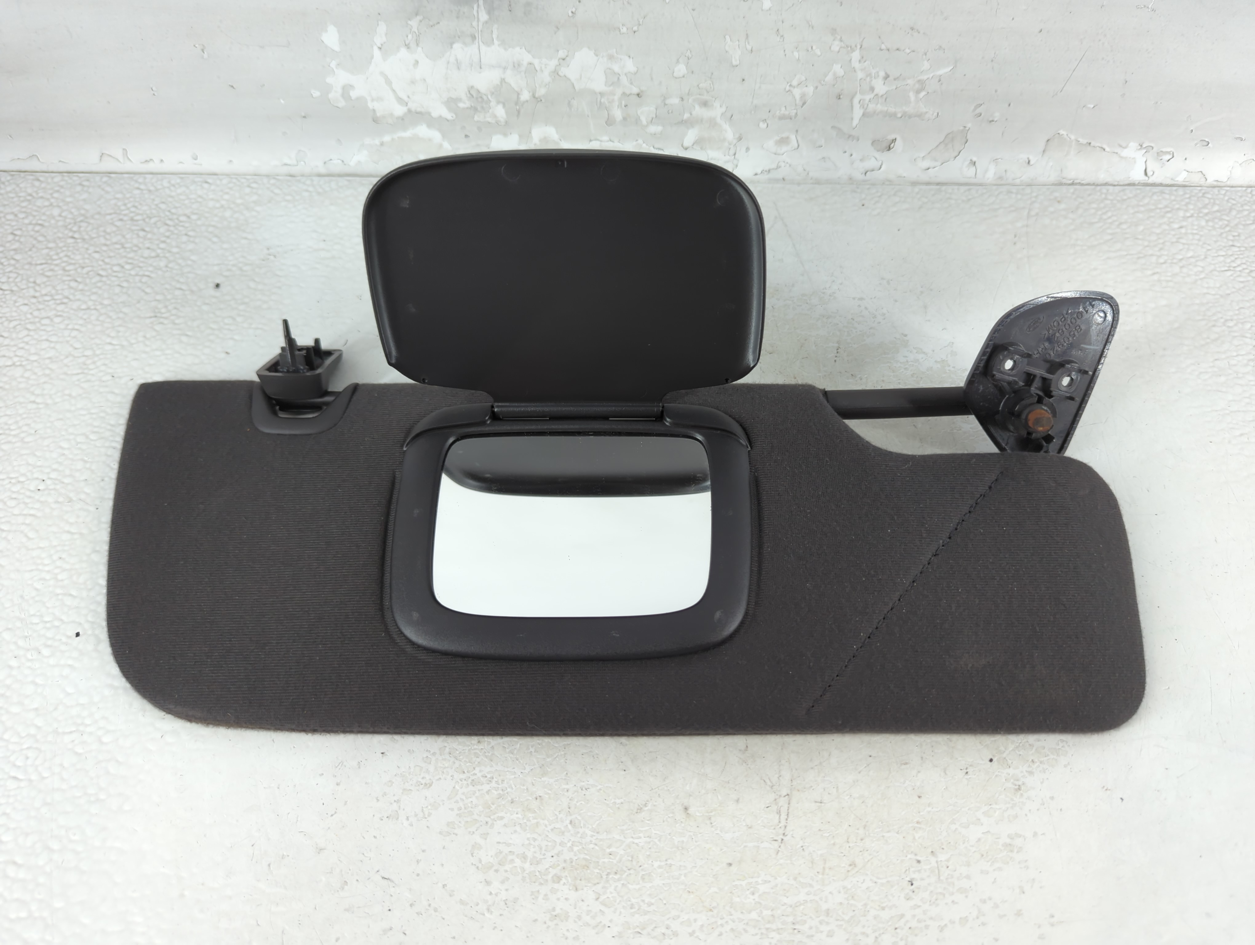 2005-2011 Ford Mustang Passenger Sun Visor Mirror Right Sunvisor Black 912414 - Oemusedautoparts1.com