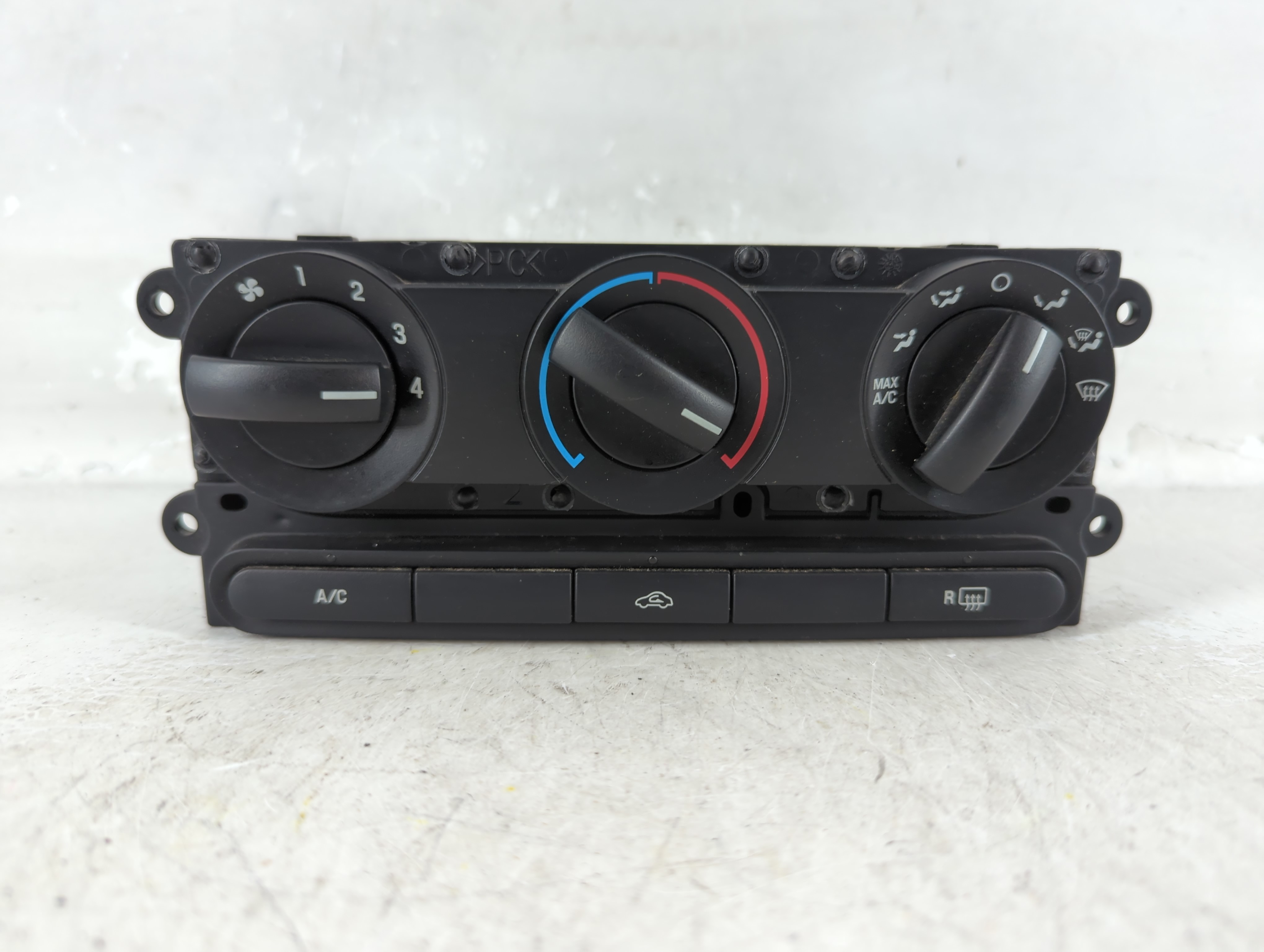 2005-2009 Ford Mustang Ac Heater Climate Control 912421 - Oemusedautoparts1.com