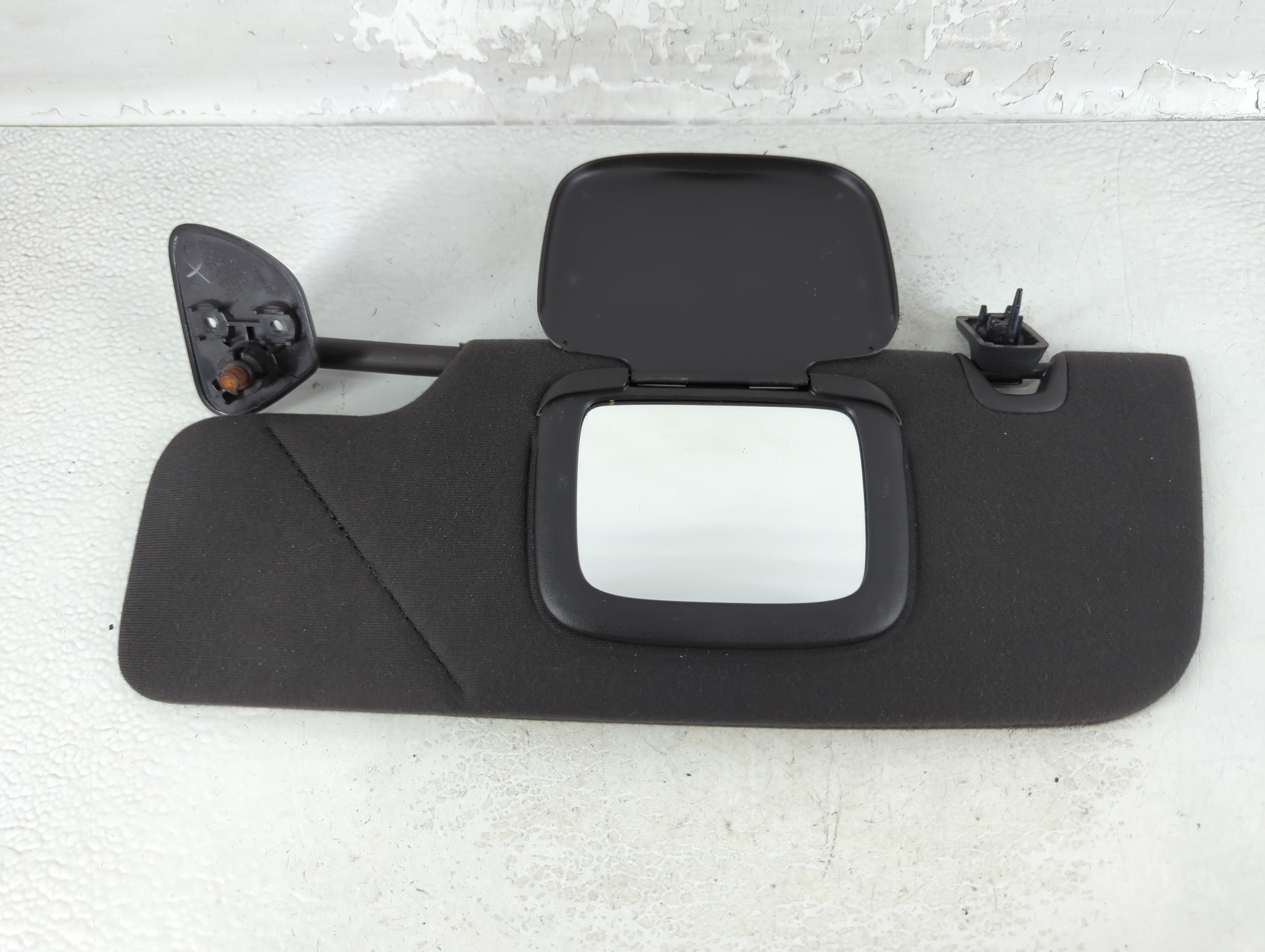 2005-2011 Ford Mustang Driver Sun Visor Mirror Left Sunvisor Black 912438 - Oemusedautoparts1.com