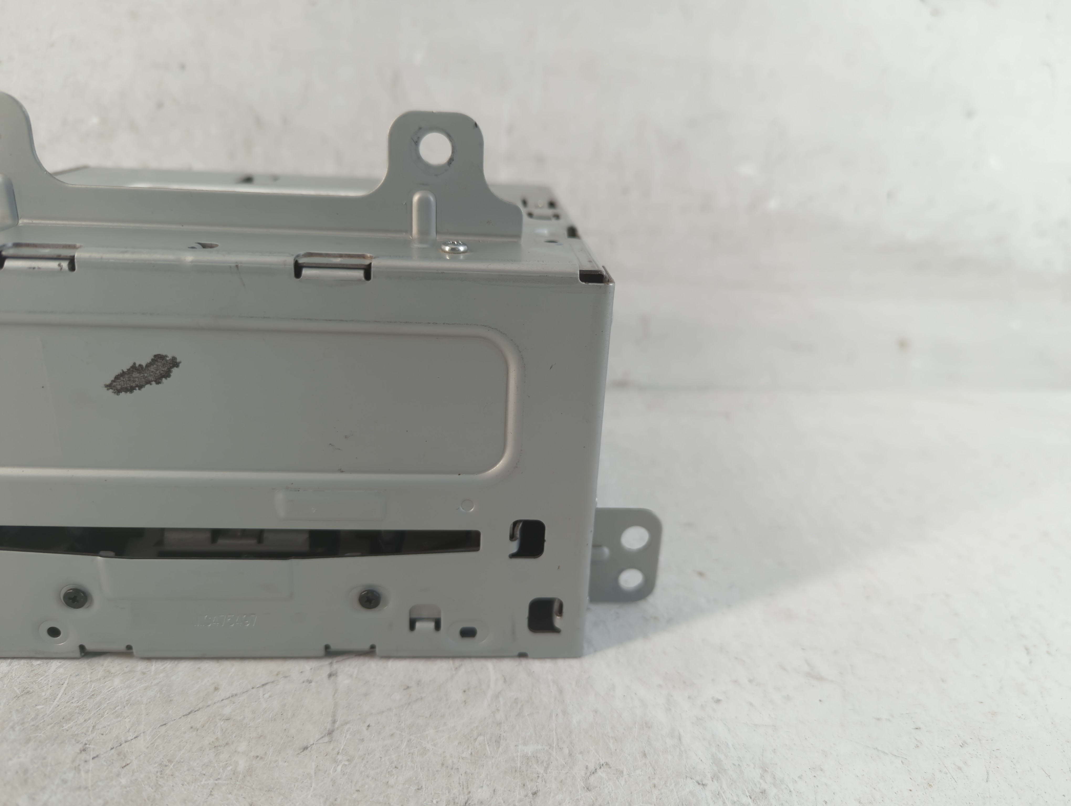 2015-2017 Hyundai Sonata Am Fm Cd Player Radio Receiver 912494 - Oemusedautoparts1.com