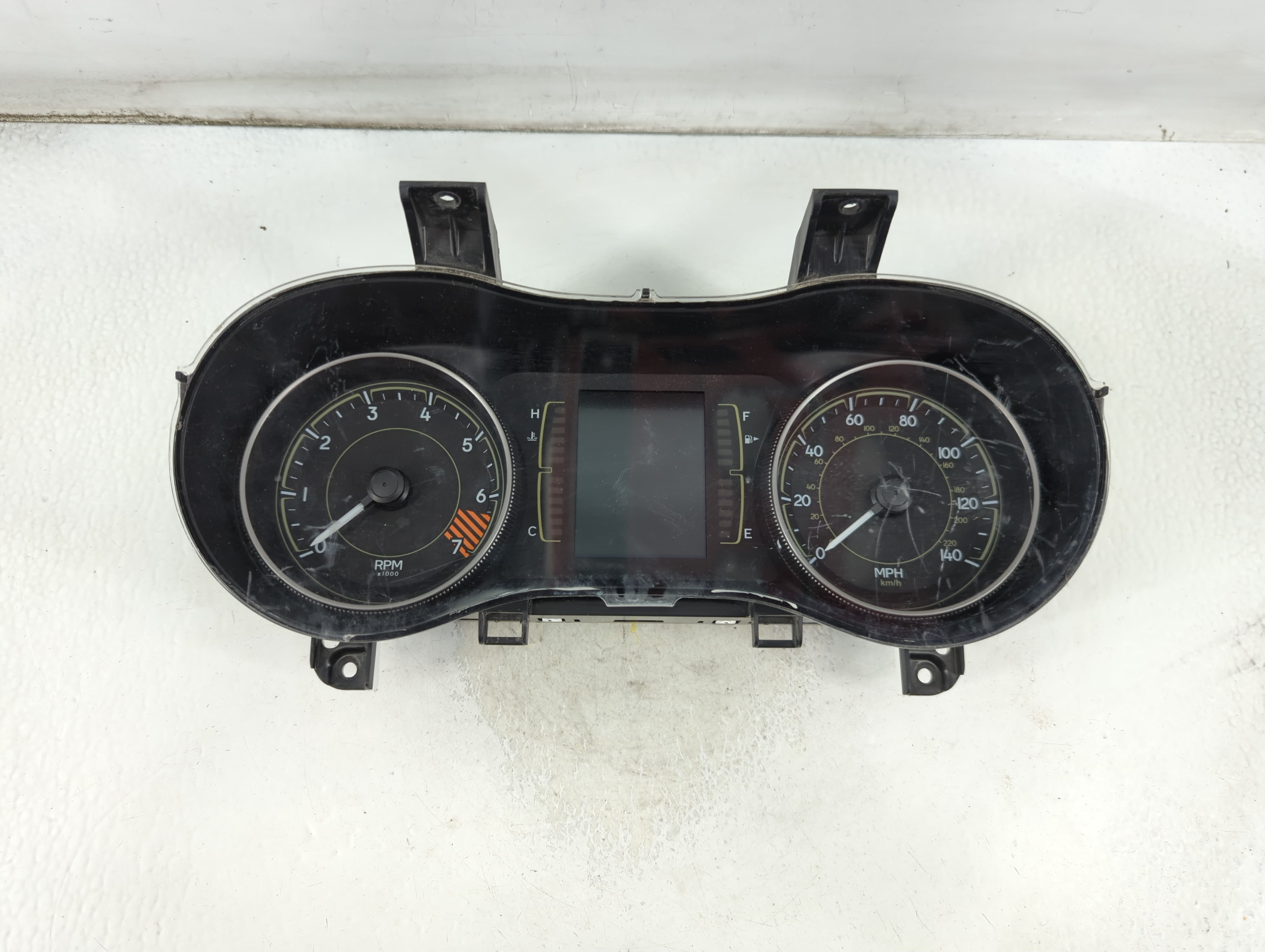 2014-2014 Jeep Cherokee Speedometer Instrument Cluster Gauges P56054651ag 912513 - Oemusedautoparts1.com